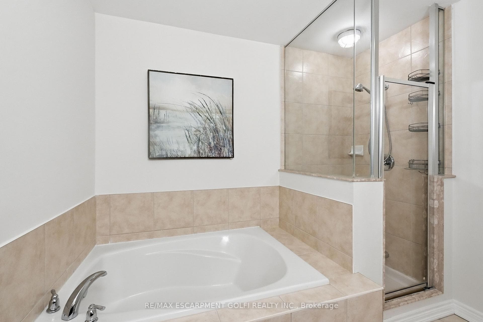Address available upon request photo 17