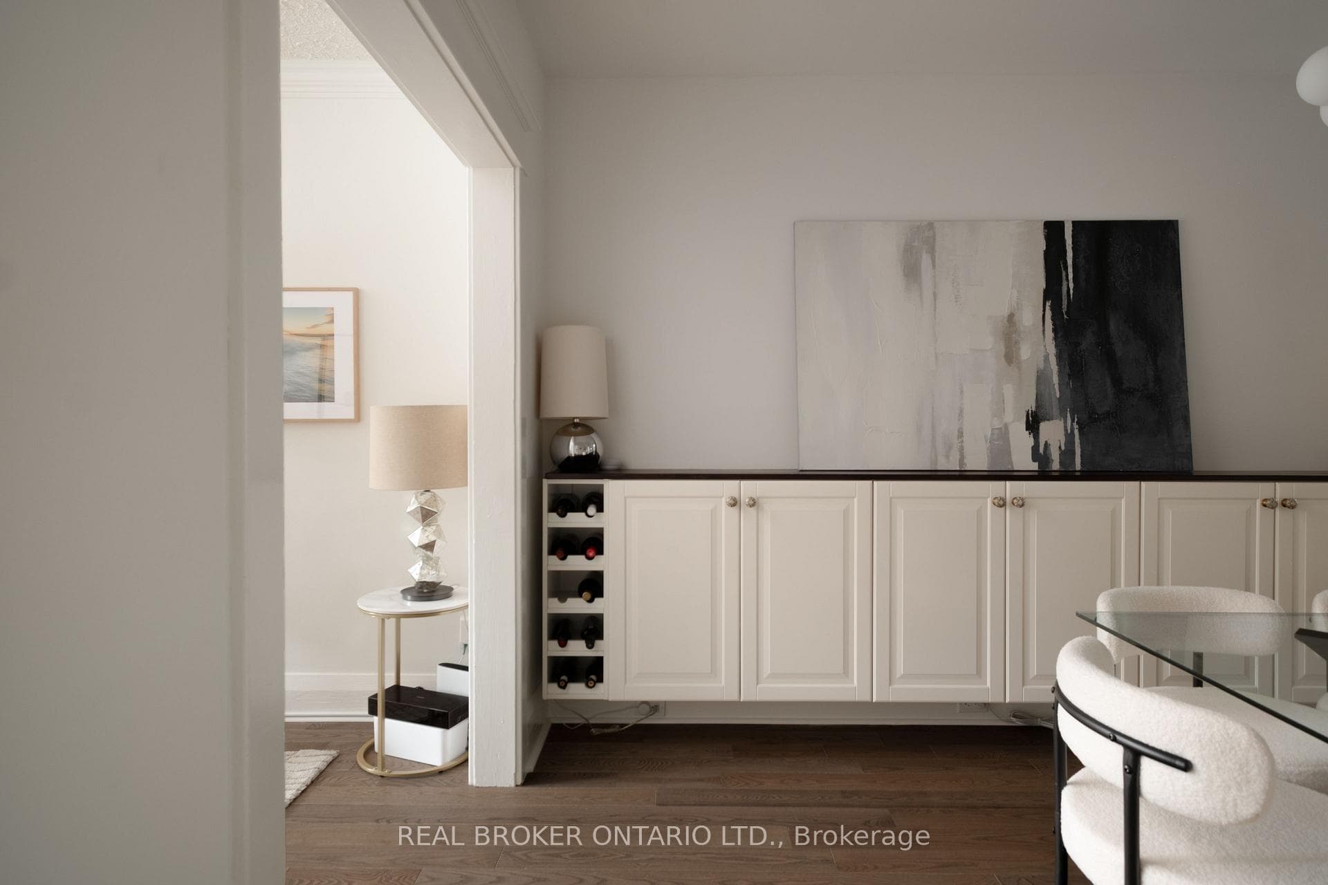 158 Oakcrest Avenue photo 13