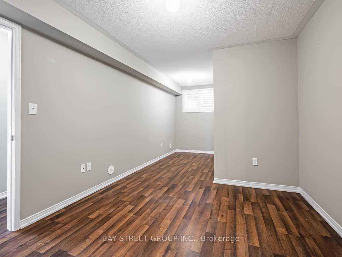 2500 Post Road Unit 8 photo 16