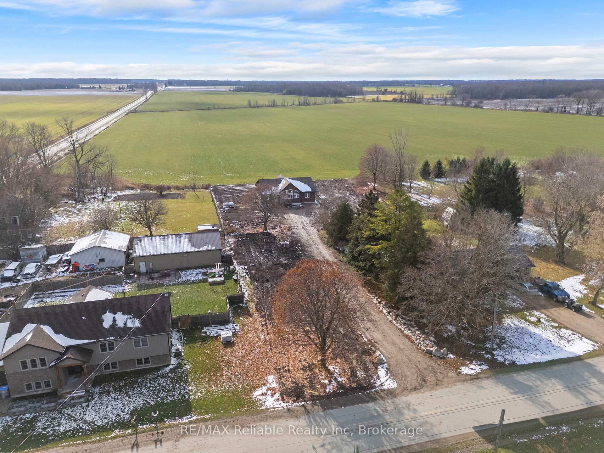 43841 Cranbrook Road photo 36