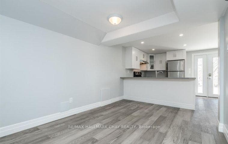 33A Grove Street Unit lower photo 6