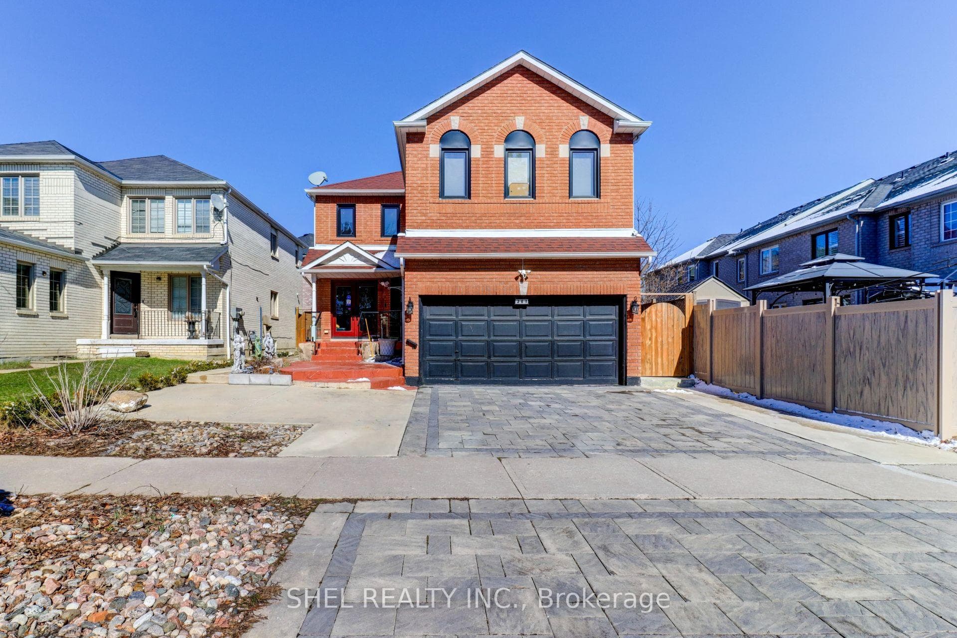 301 Old Harwood Avenue photo 1