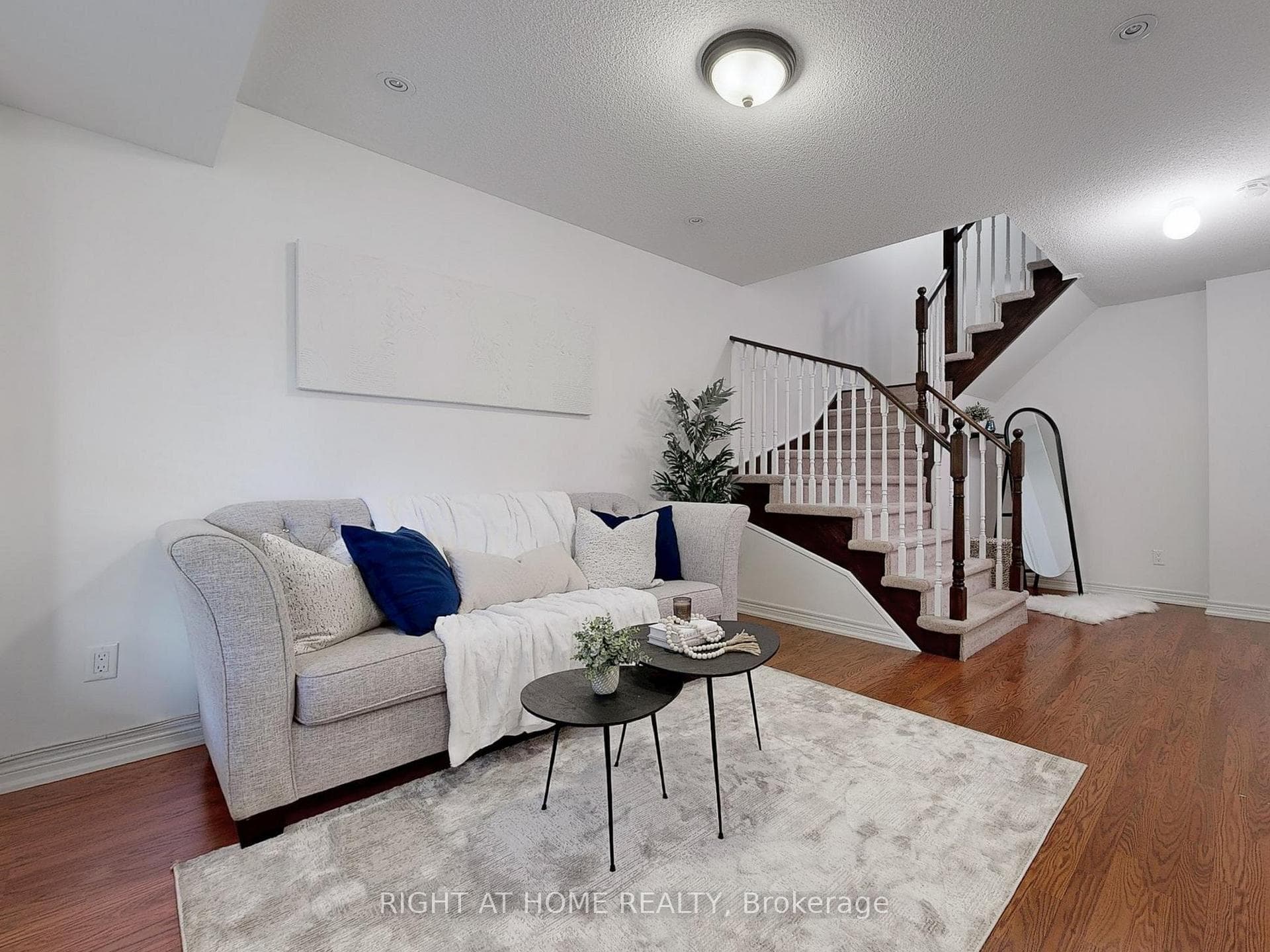 11 Smithy Court photo 23
