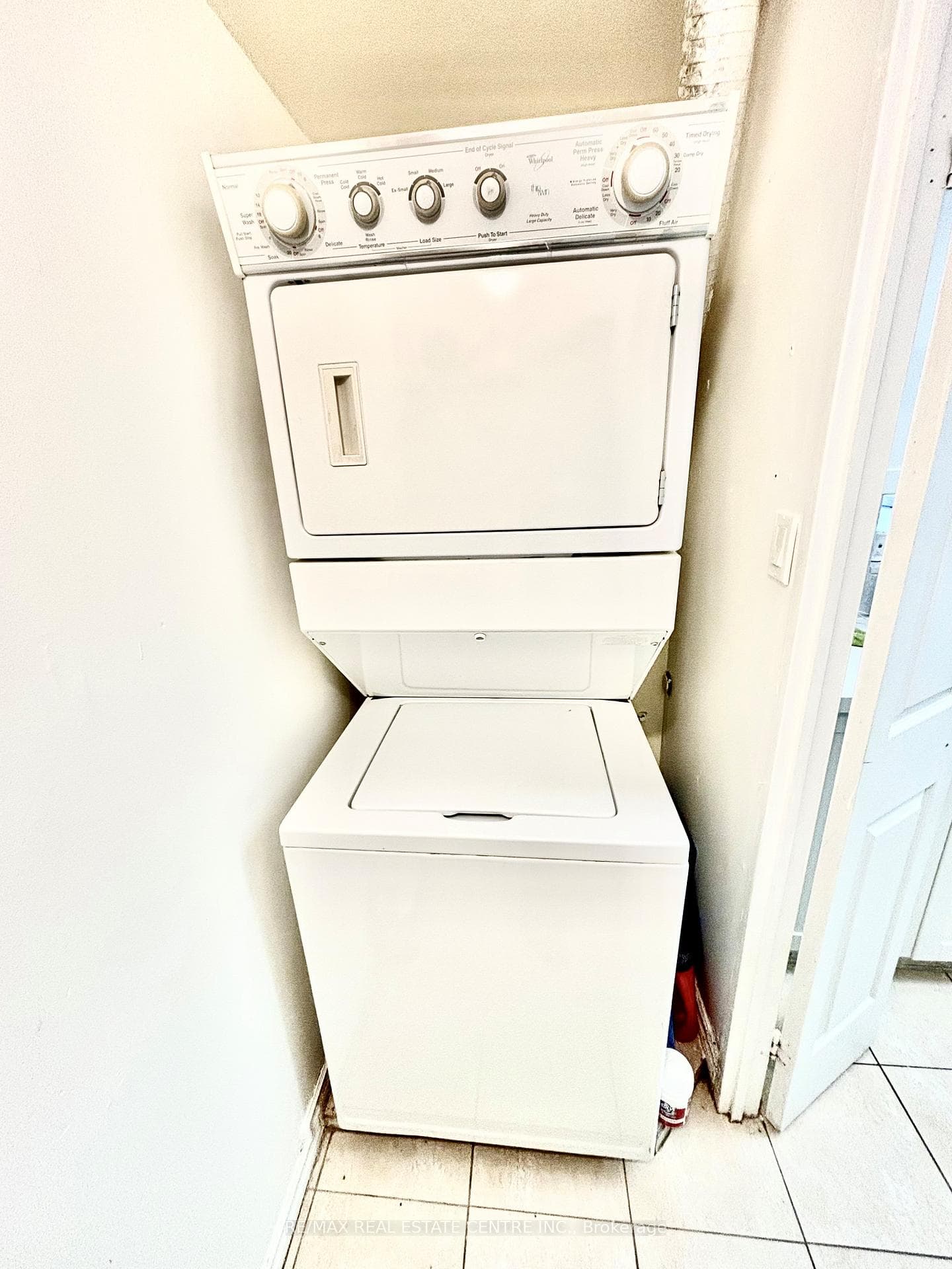 285 Enfield Place Unit 1008 photo 4
