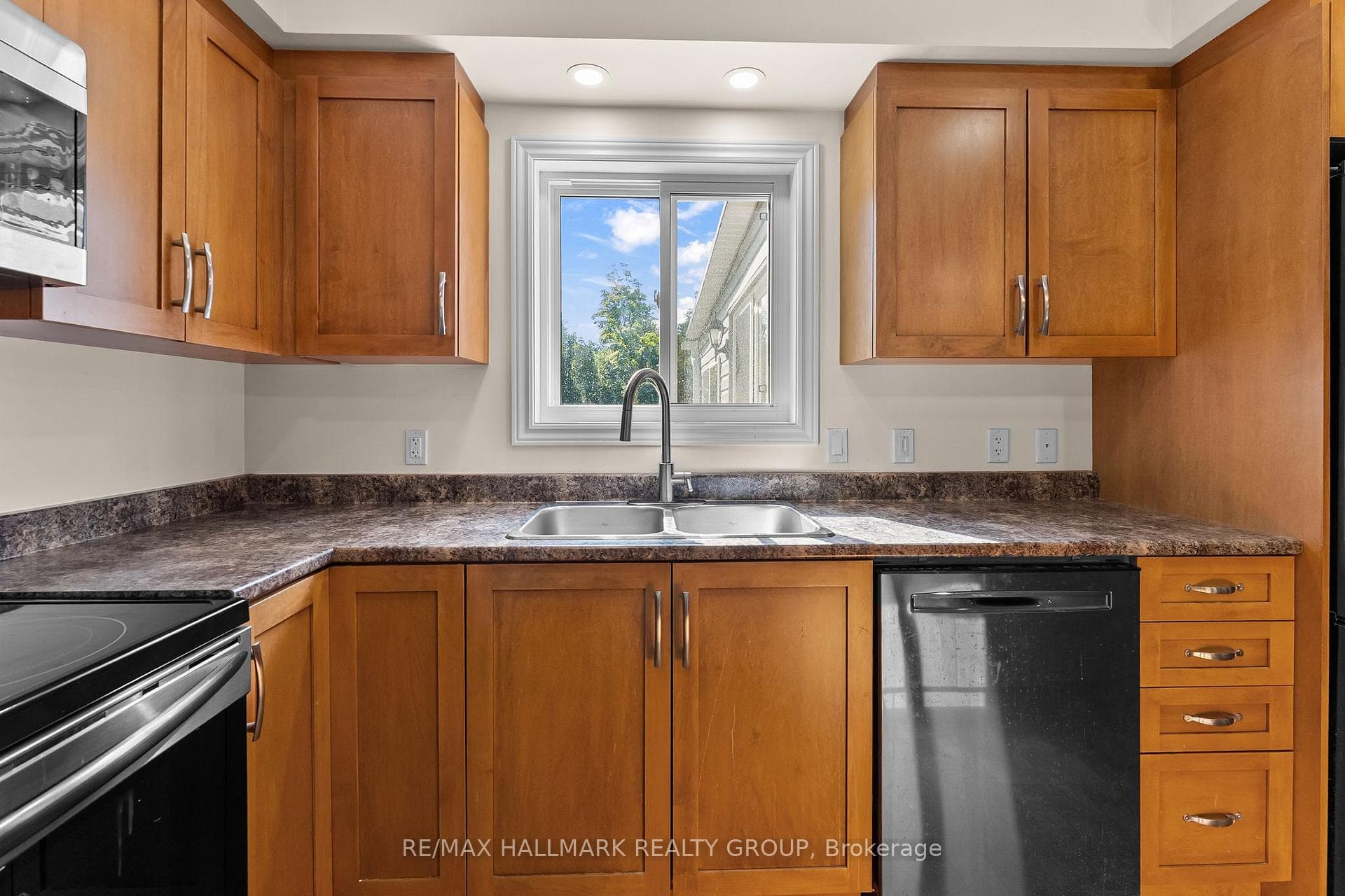 466 Stewartville Road photo 24