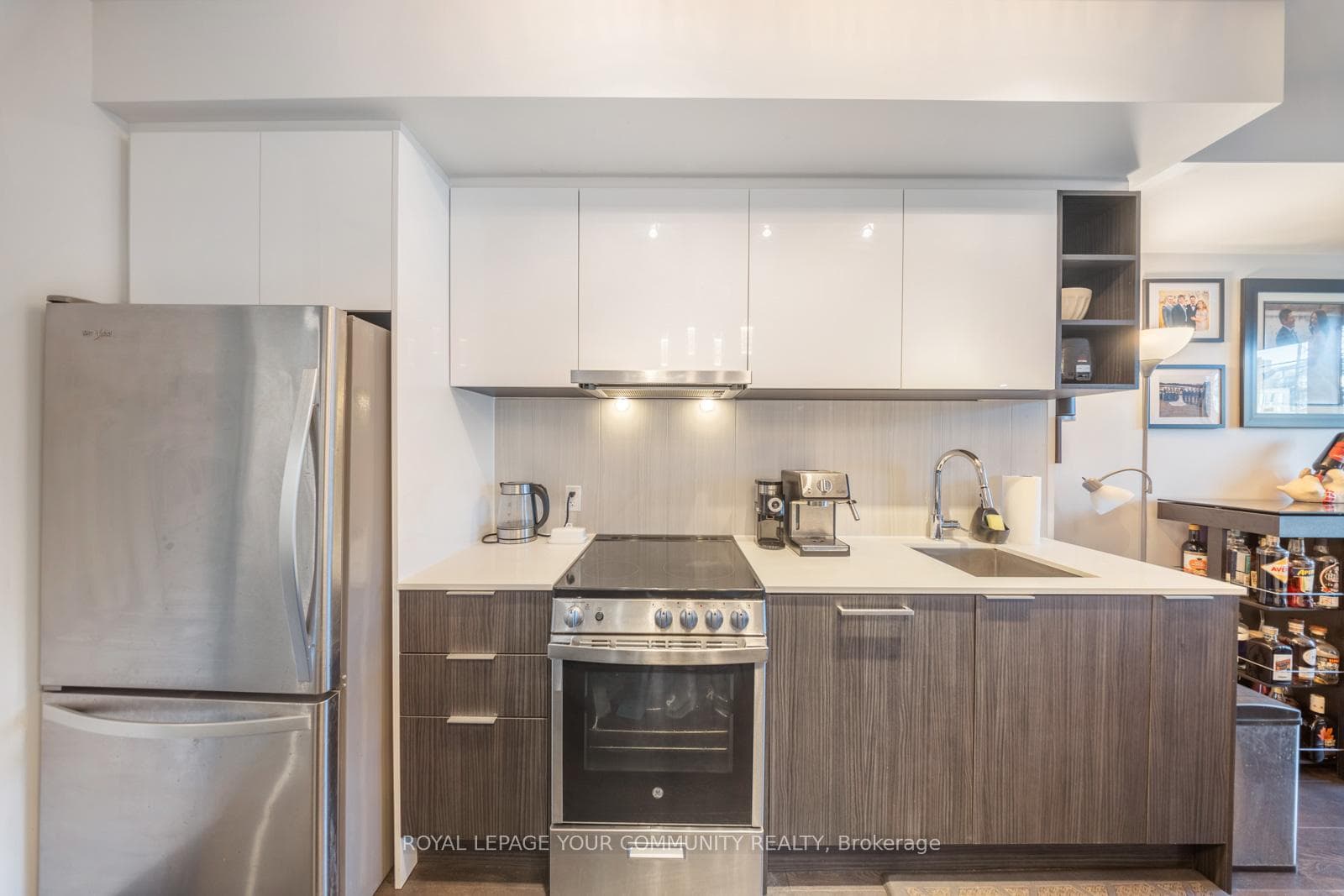 31 Tippett Road Unit 555 photo 7