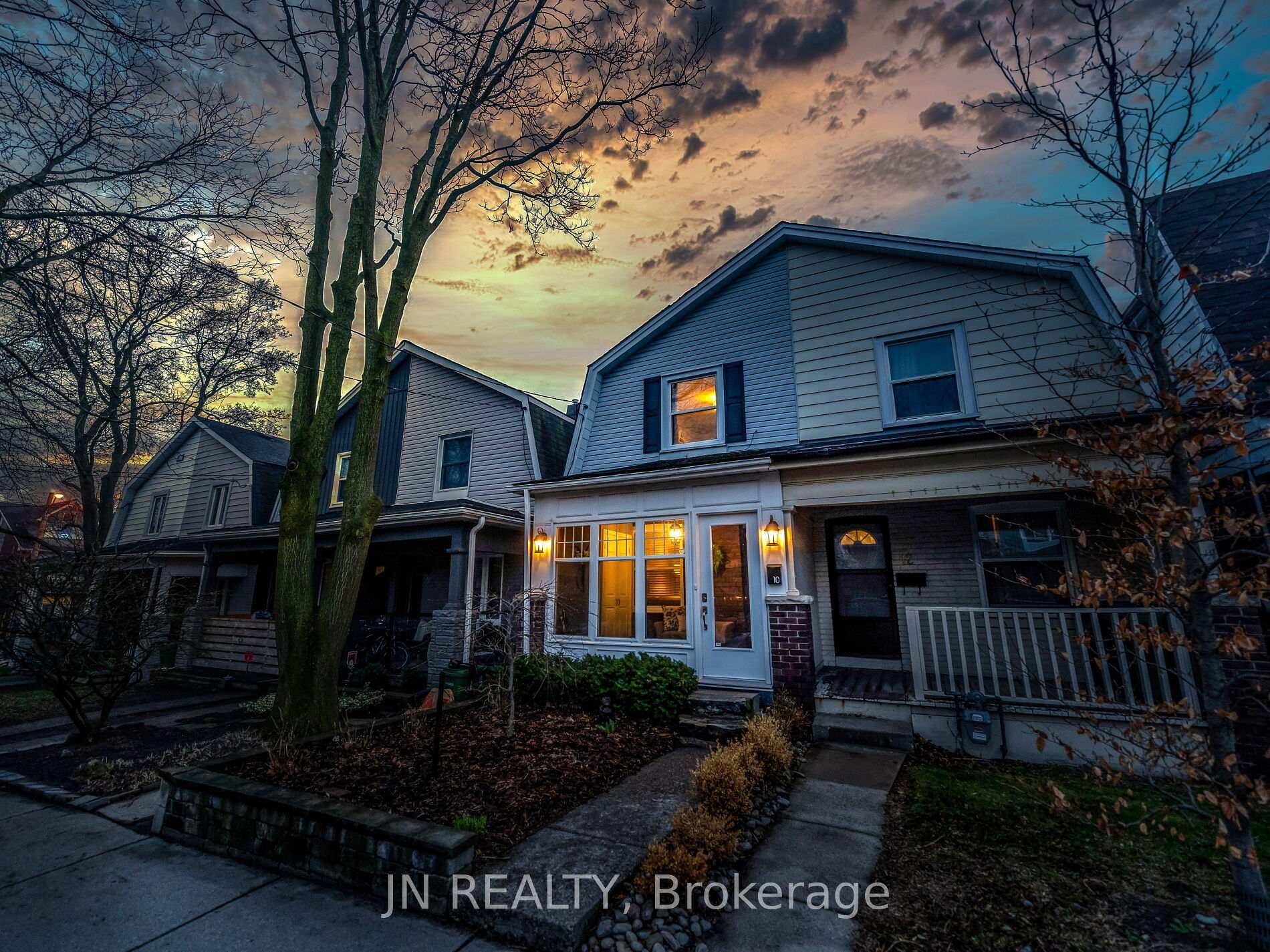 10 Roseheath Avenue photo 3