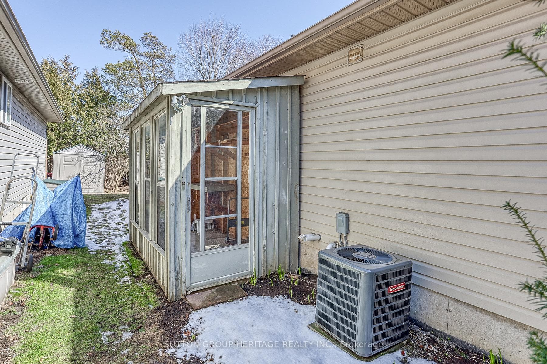 Garden shed