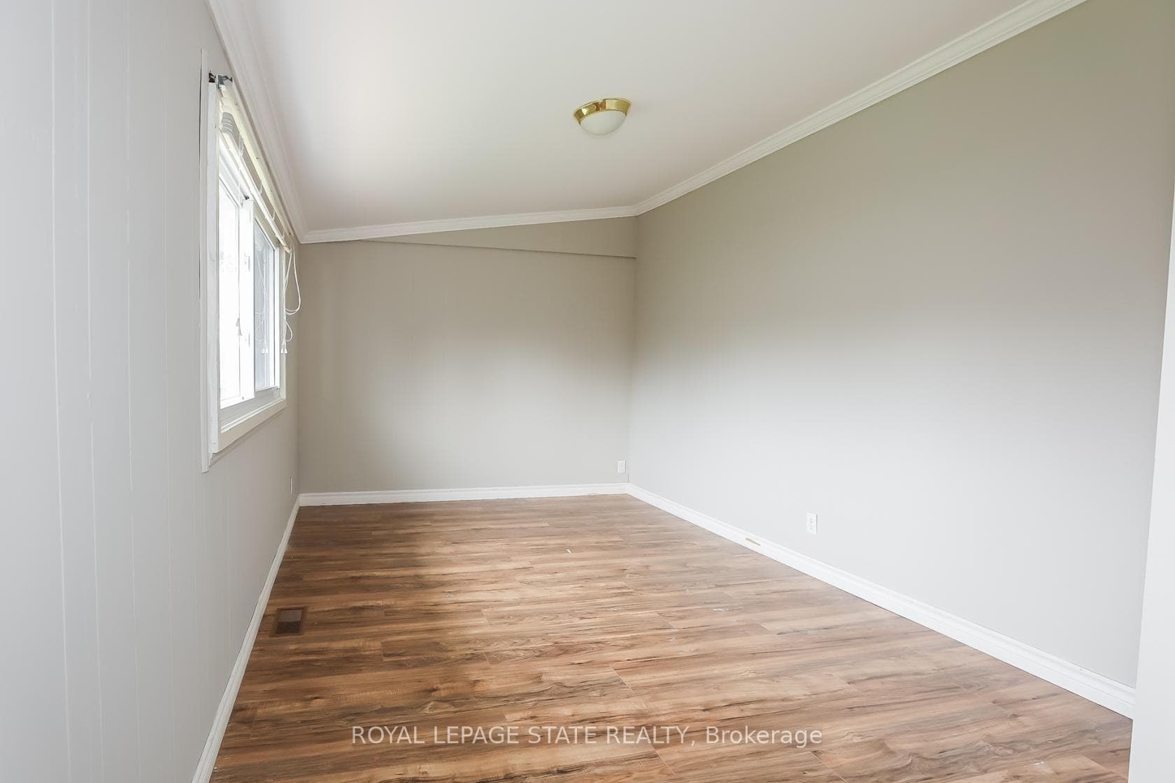 405 Bartlett Avenue Unit B photo 9