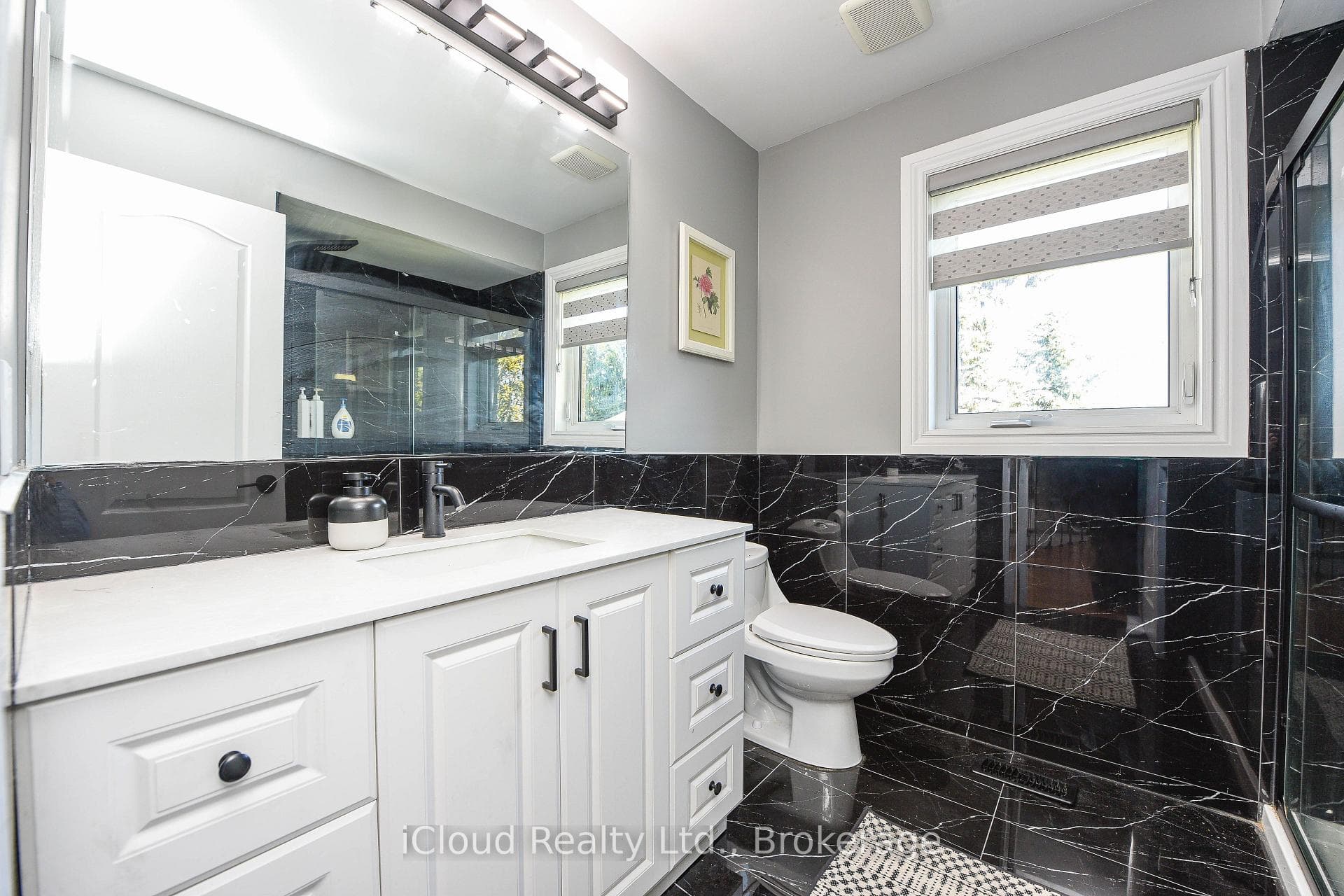 25 Giles Road photo 25
