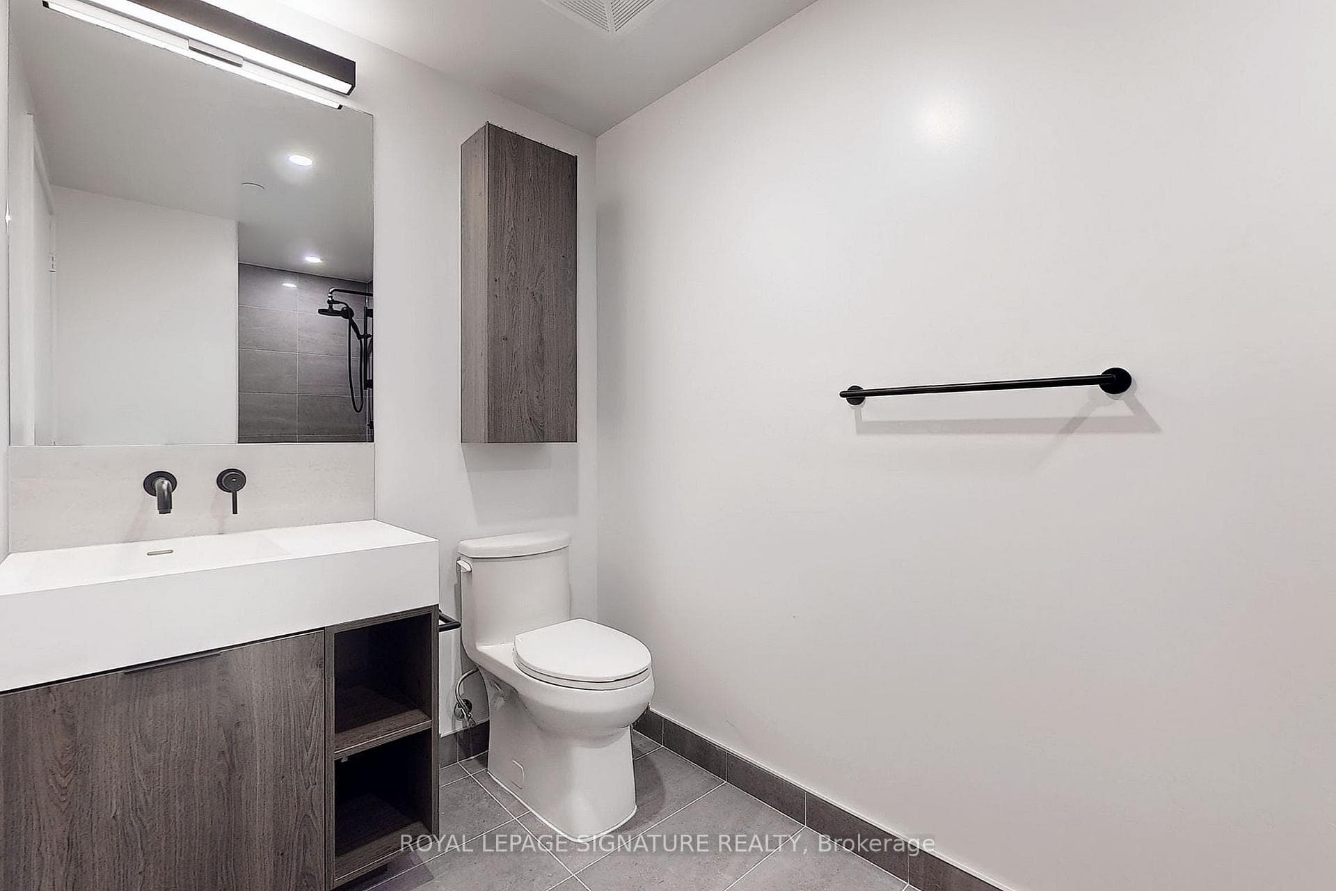 108 Peter Street Unit 1506 photo 13