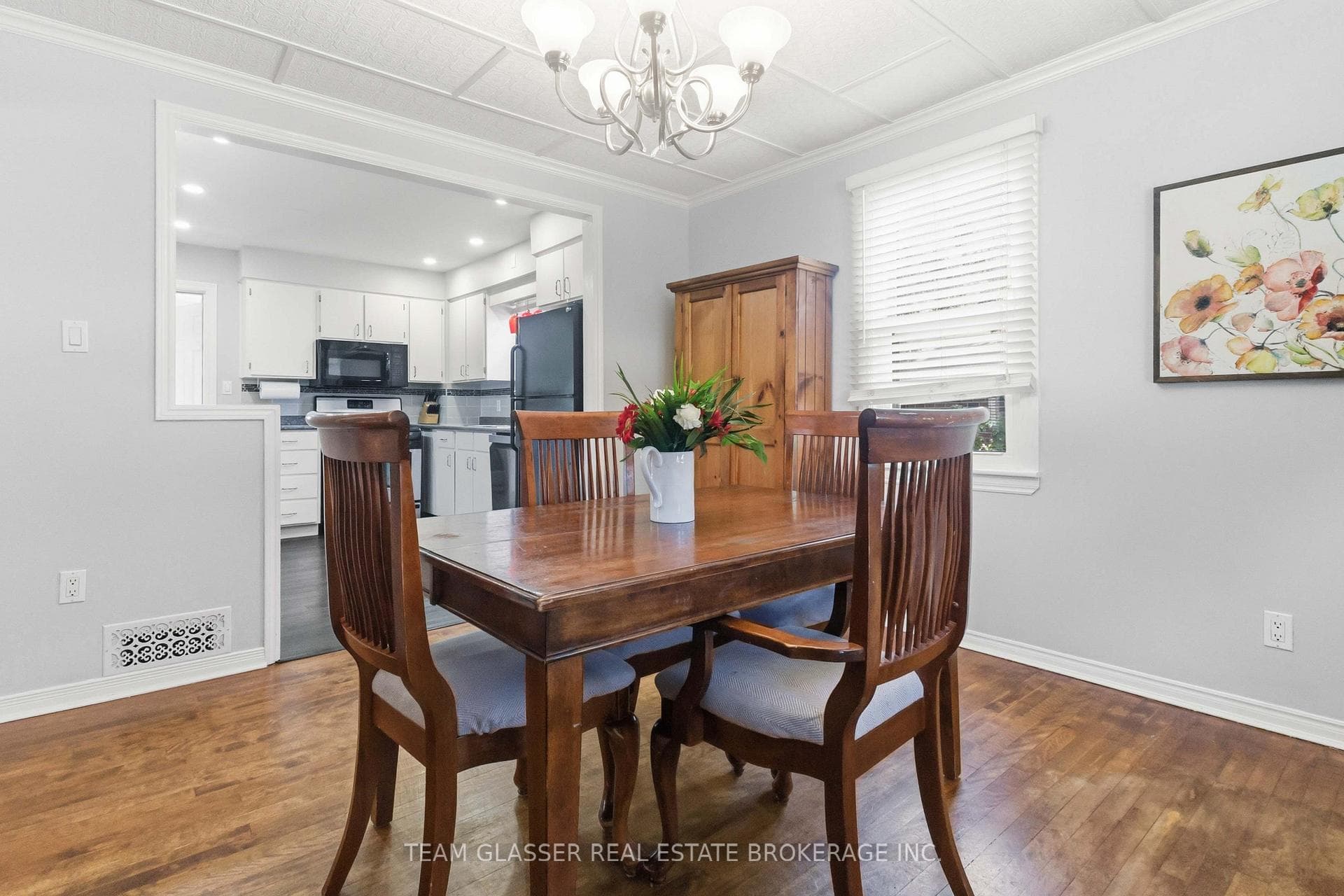 27 DENGATE Crescent photo 14
