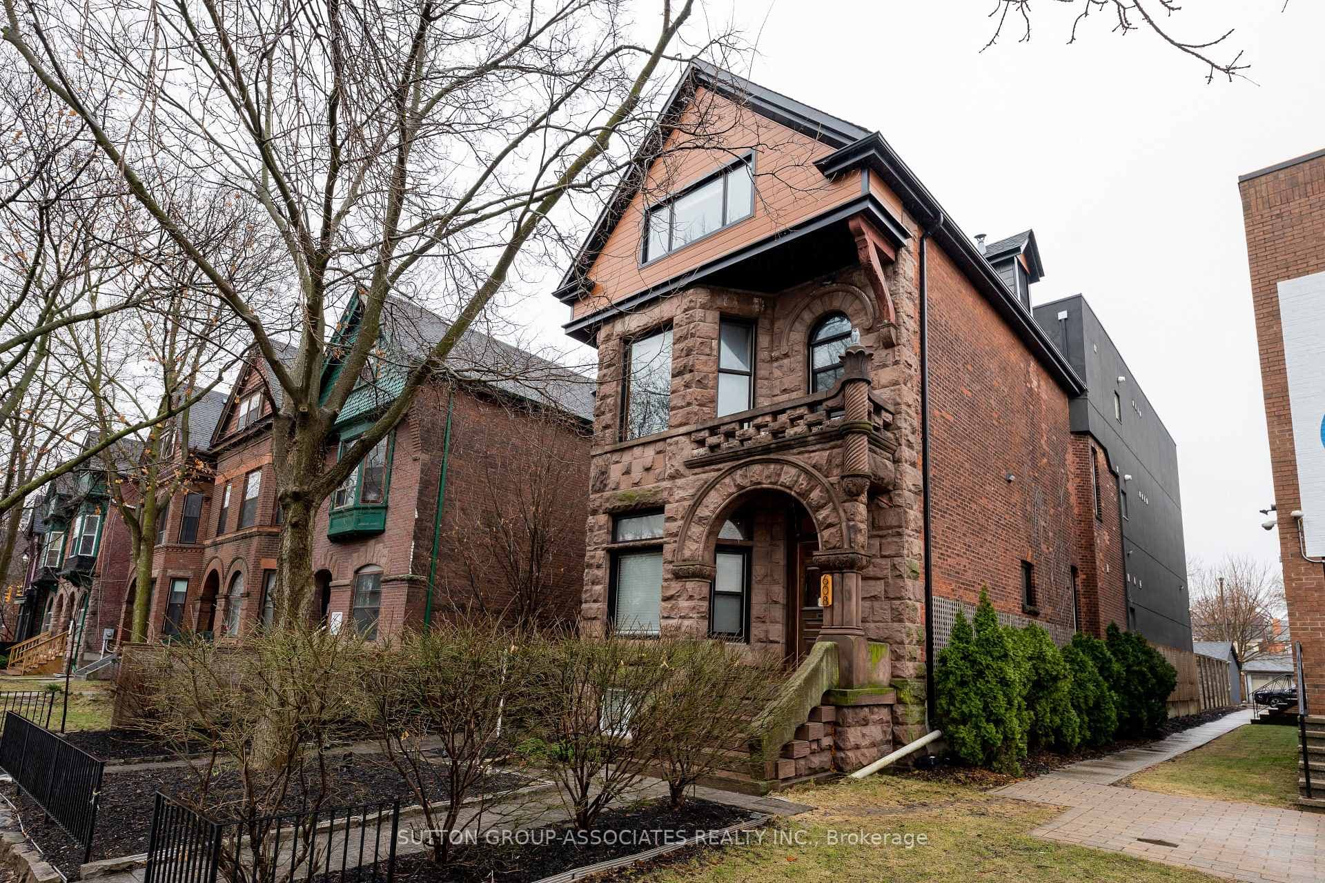608 Spadina Avenue Unit 1 photo 1