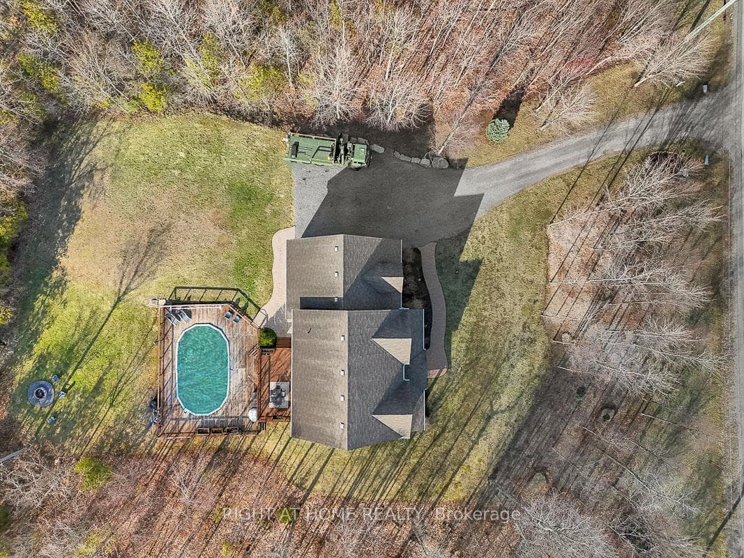 409 Balmoral Drive photo 47