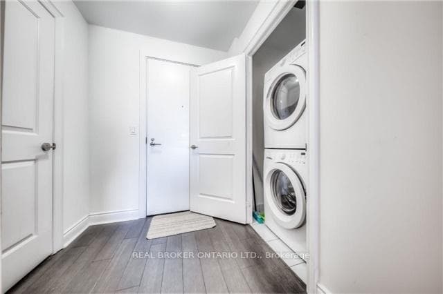 28 Ted Rogers Way Unit 2410 photo 6