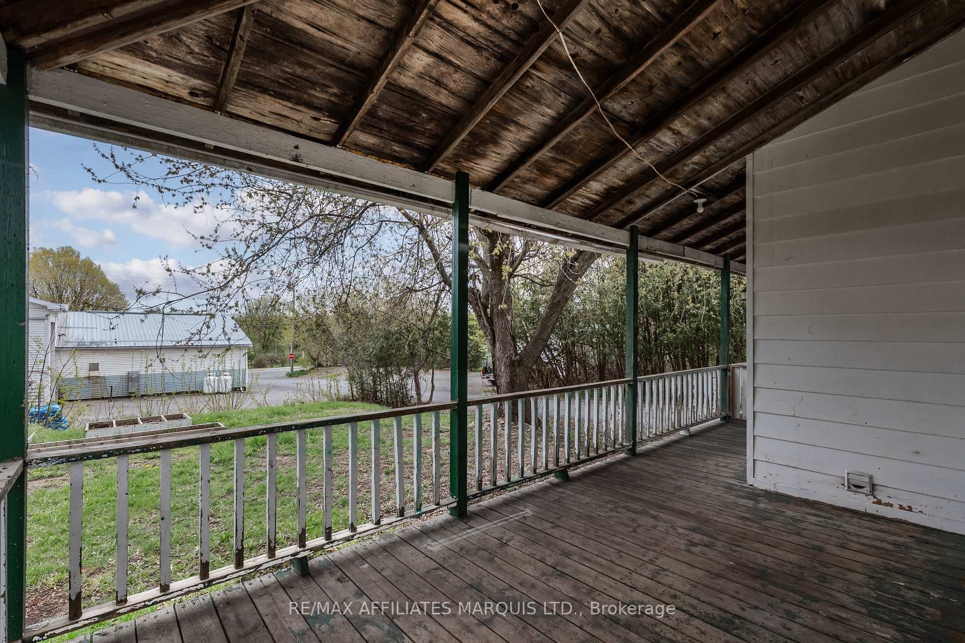 21910 Seguin Mill Street photo 10