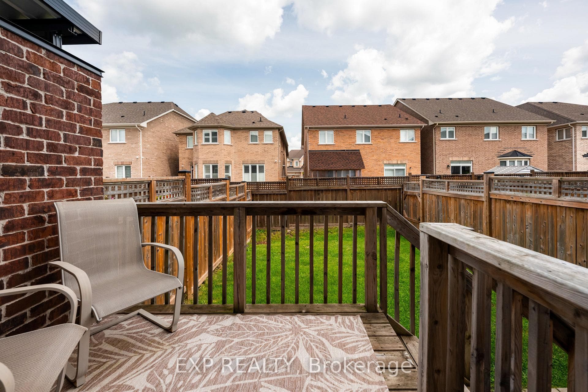 88 Abigail Crescent photo 20