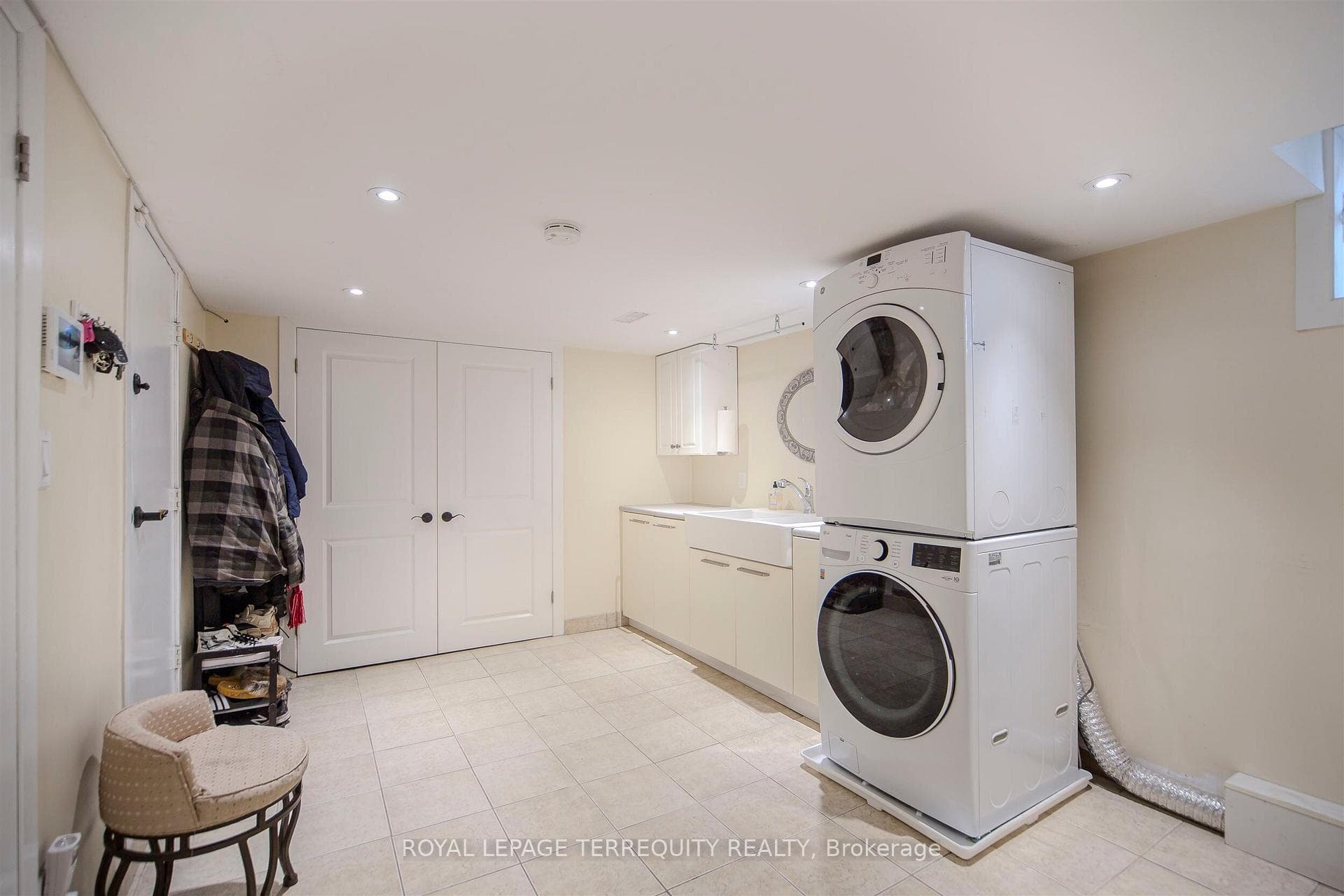 92 Saskatoon Drive photo 37
