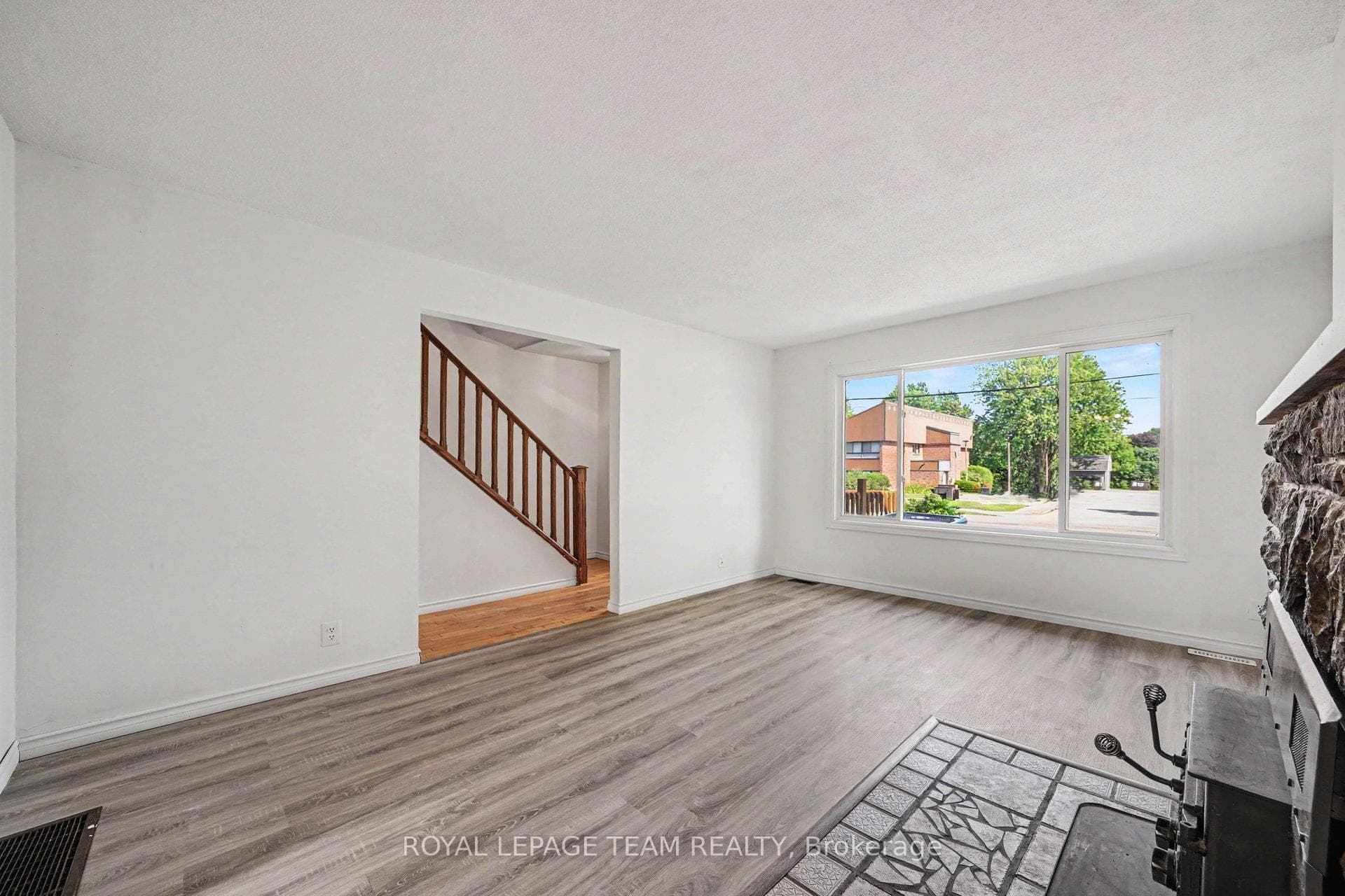 129 Christopher Hamilton Street photo 7