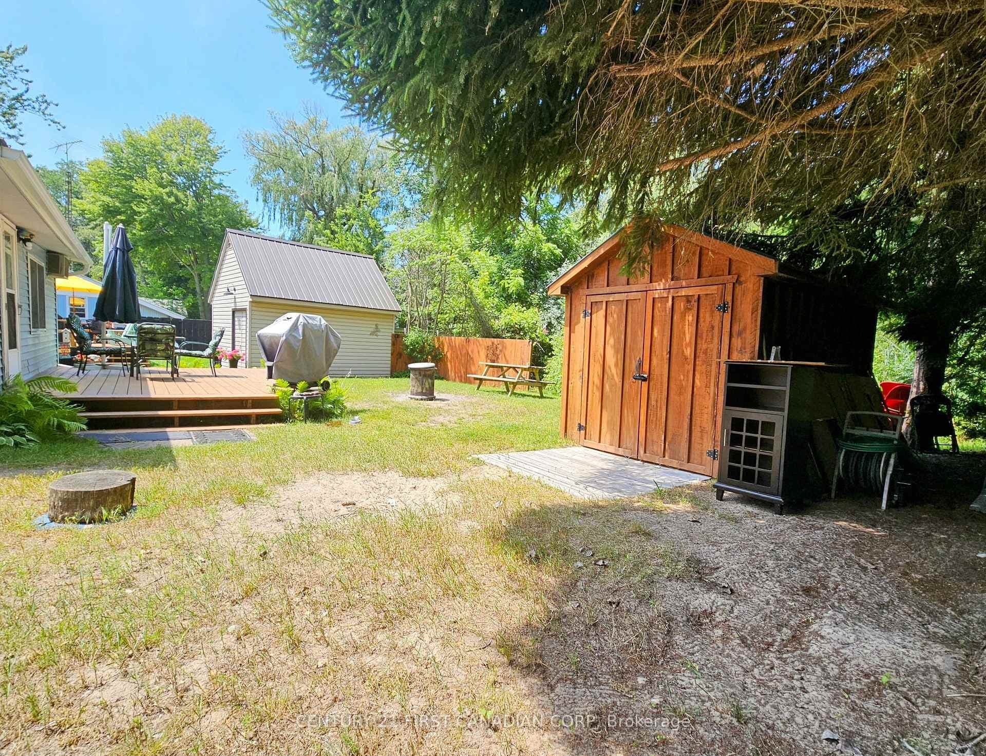 6346 London Road photo 23