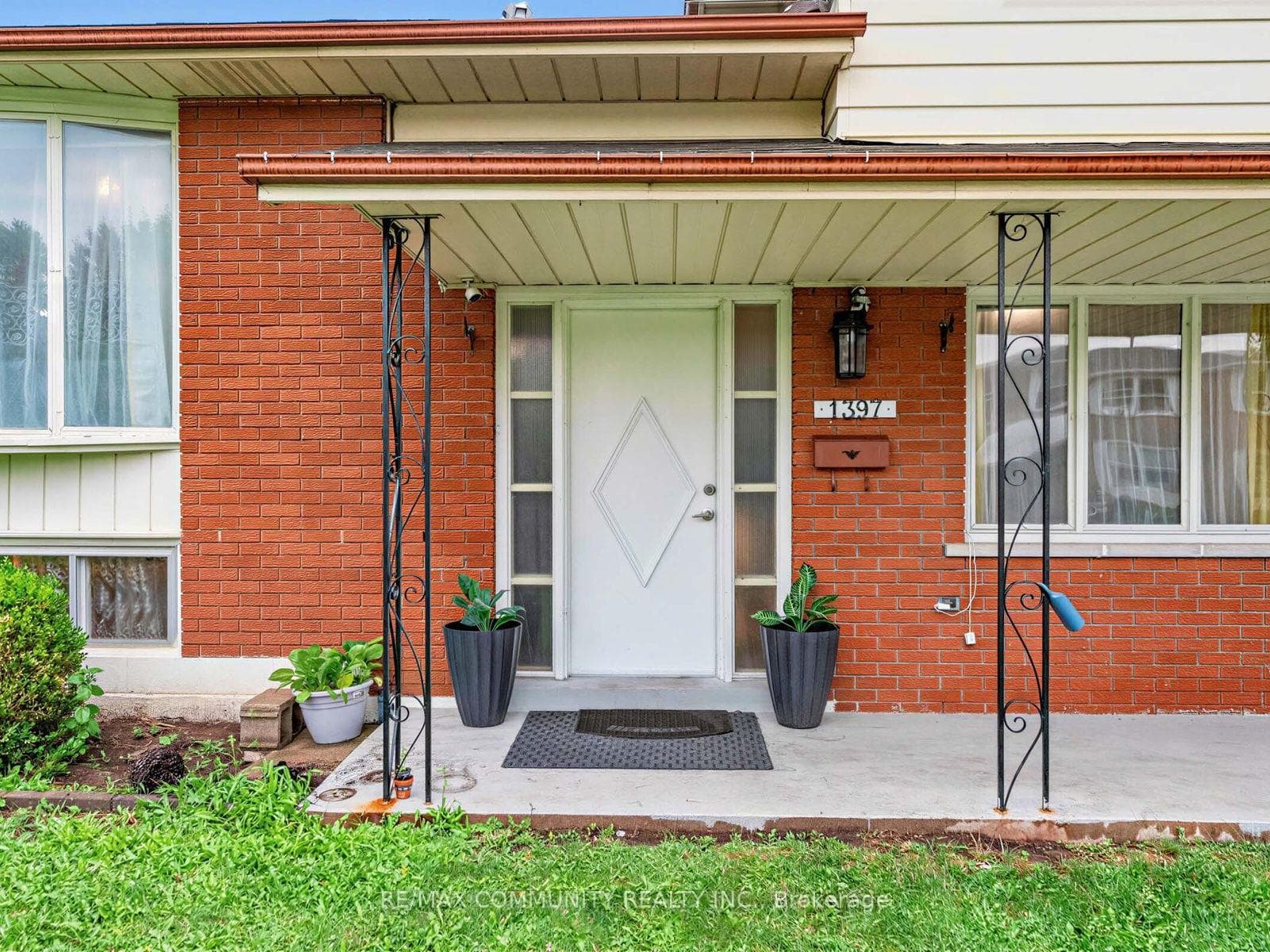 1397 Charles Drive photo 3
