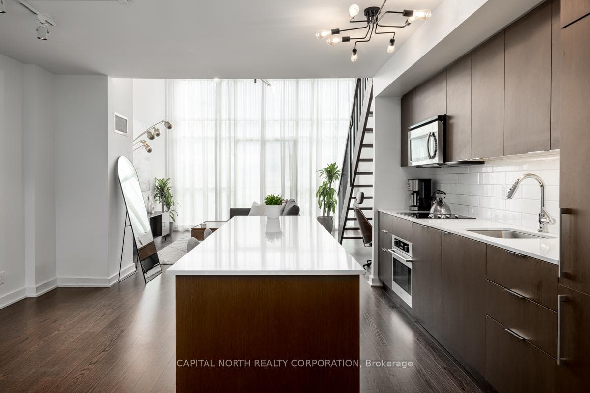 5 Hanna Avenue Unit 307 photo 7