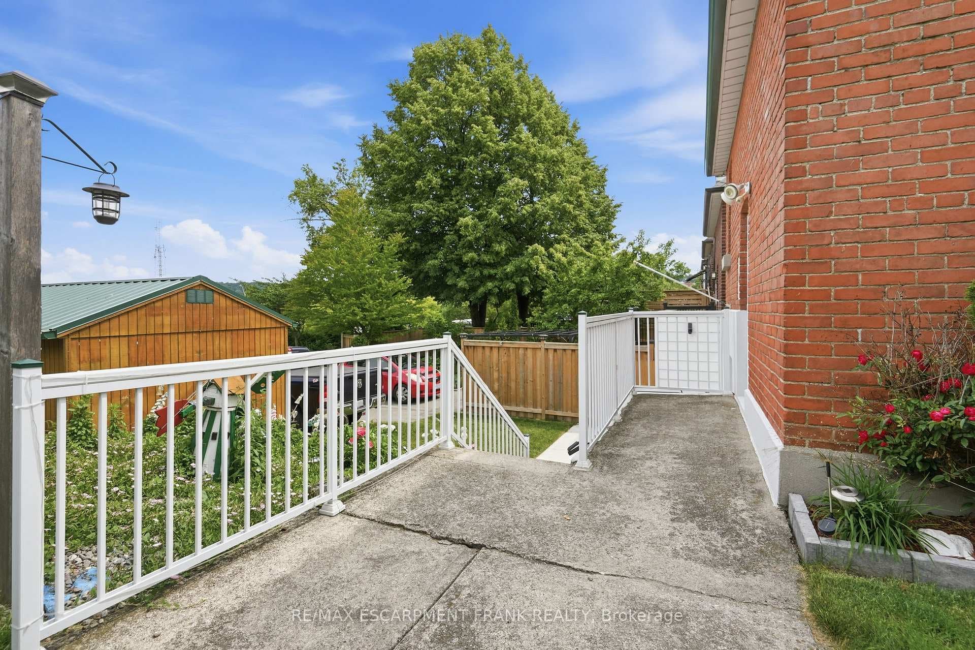 67 Paradise Road photo 37