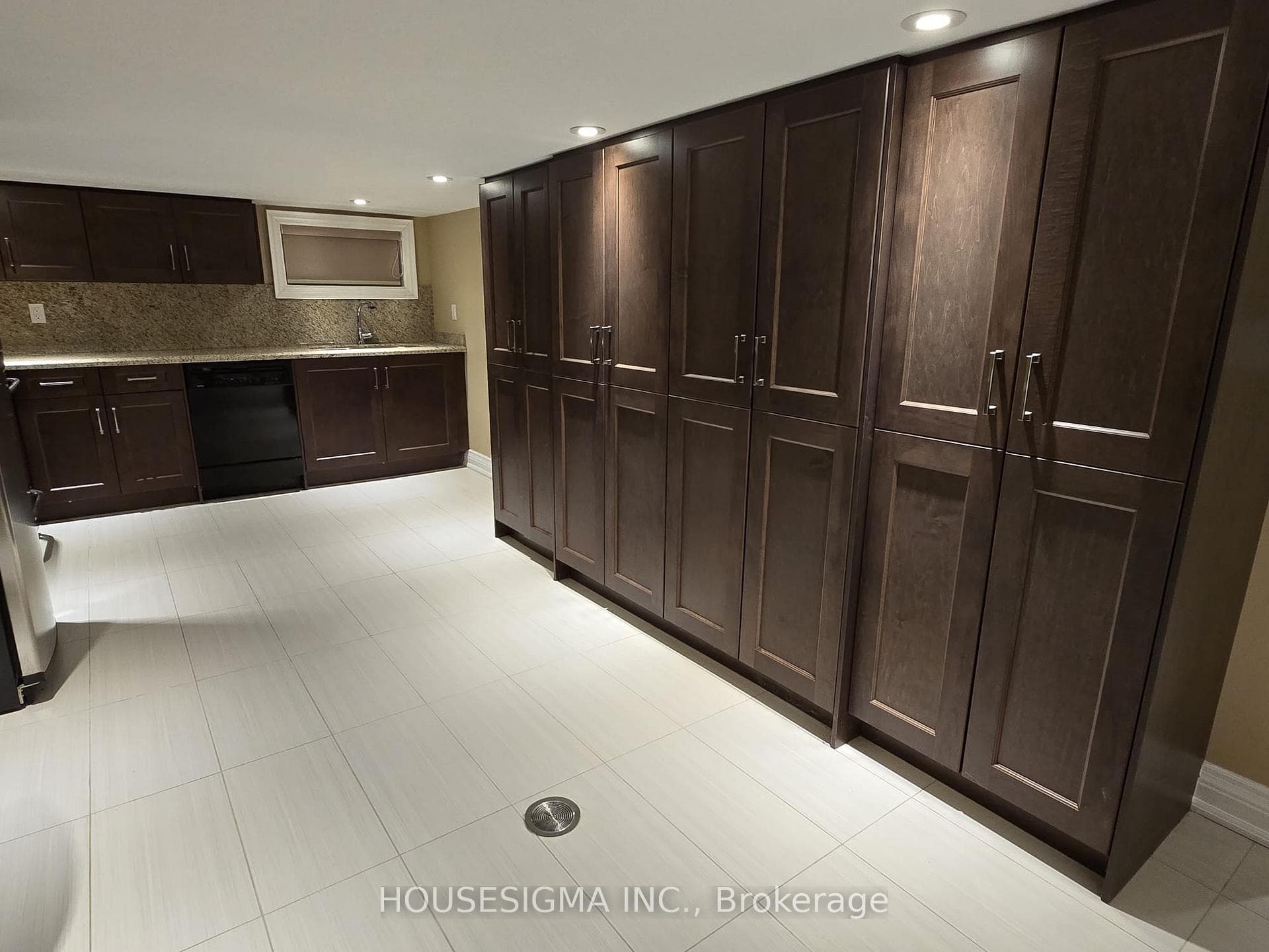 12020 Woodbine Avenue photo 18