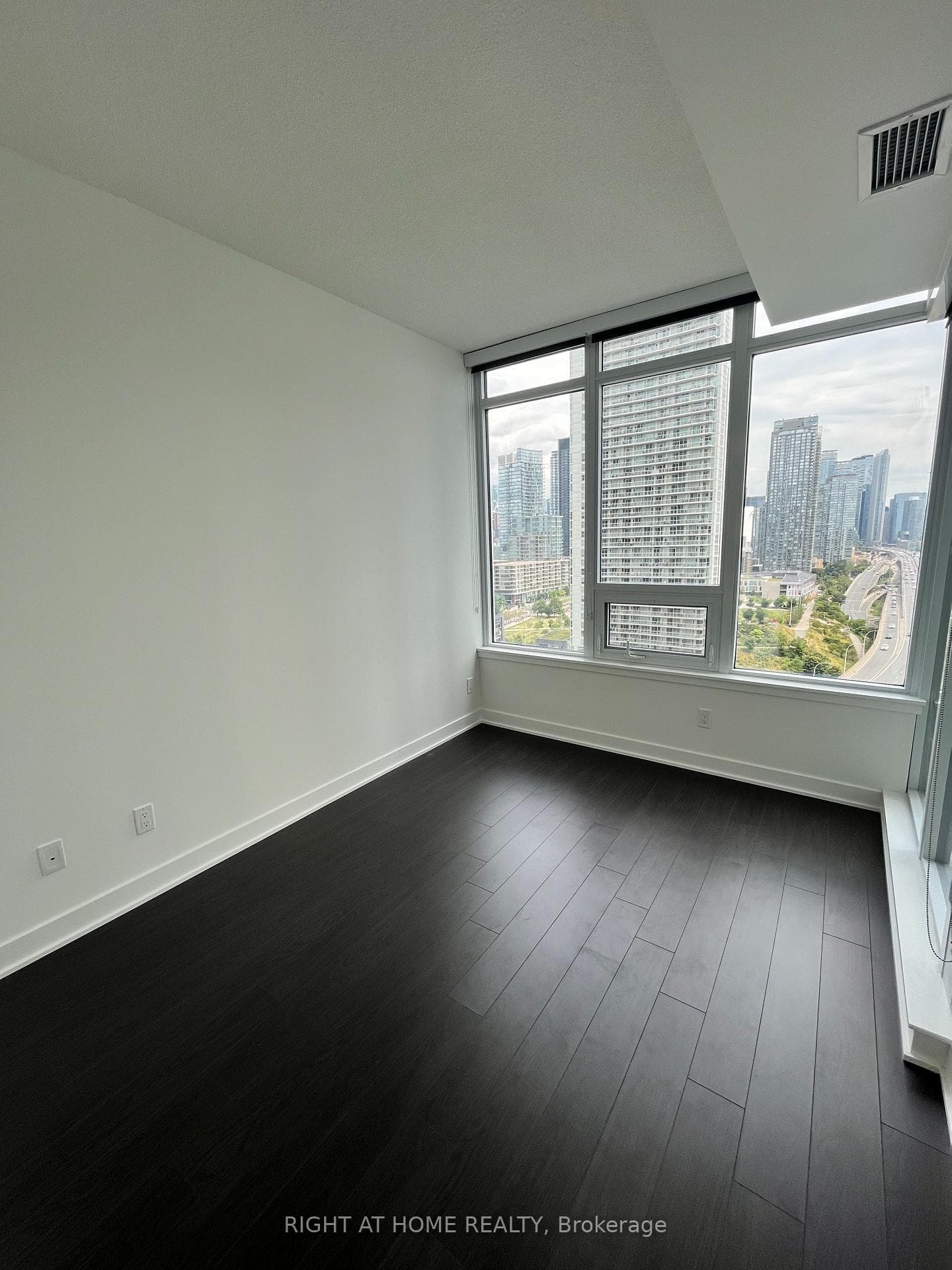 19 Bathurst Street Unit 2107 photo 14