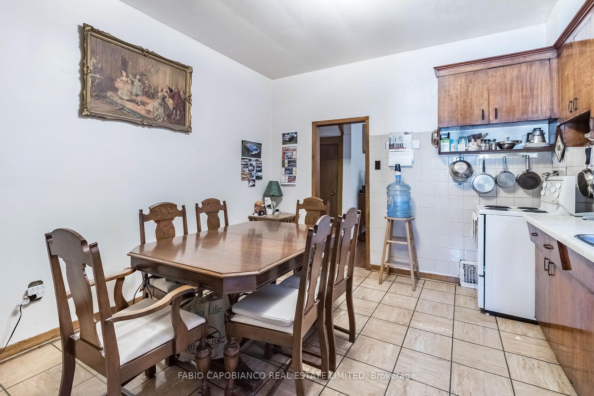 14 Salem Avenue photo 11