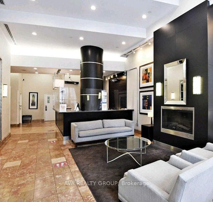 25 THE ESPLANADE Street Unit 2013 photo 8