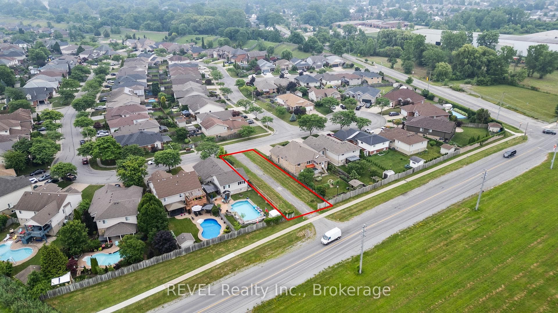 8235 Beaver Glen Drive photo 7