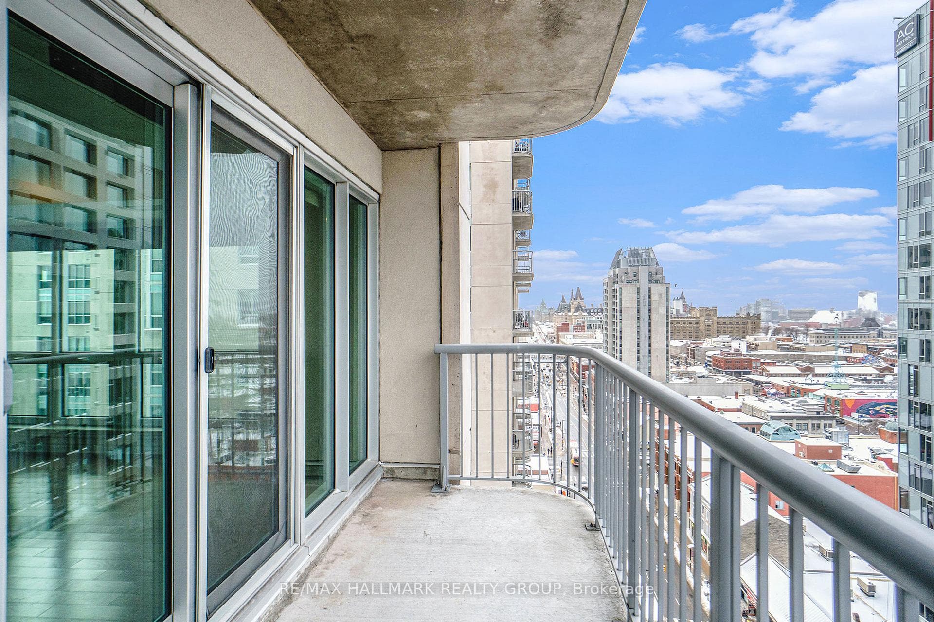 234 Rideau Street Unit 1701 photo 18