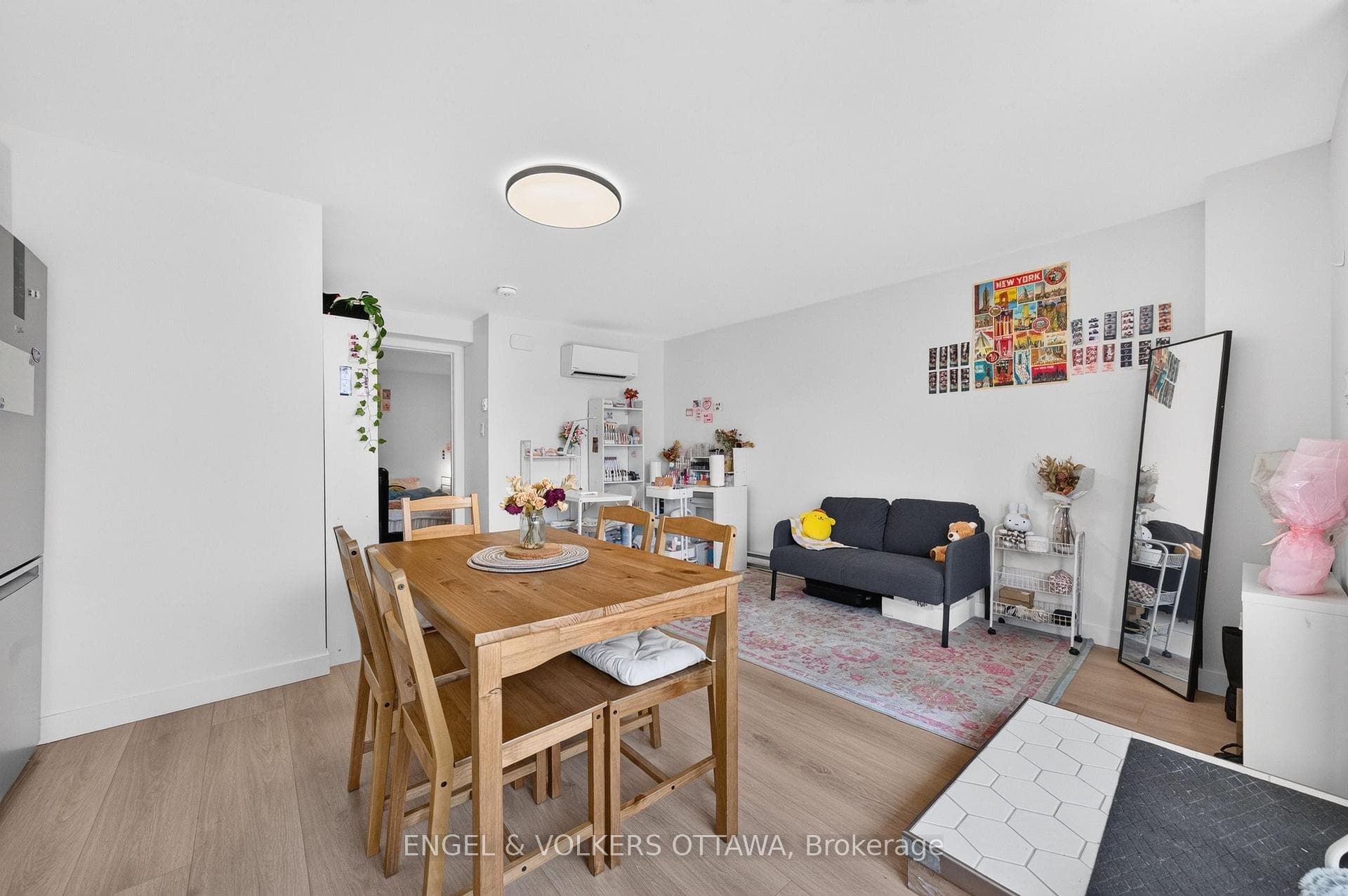 117 Carruthers Avenue Unit D photo 10
