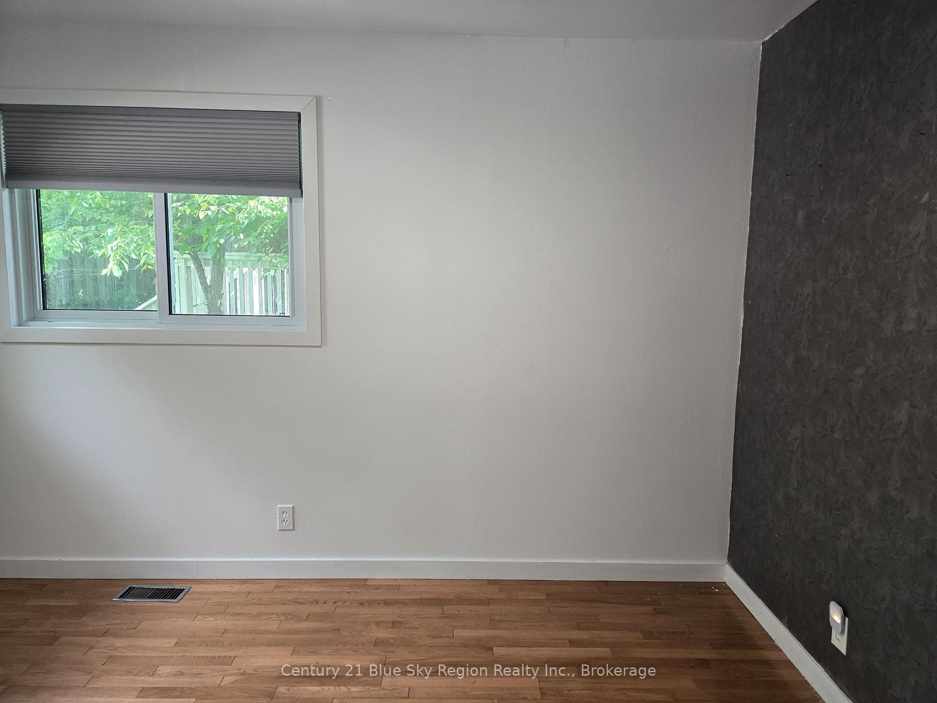 367 Princess Street photo 23