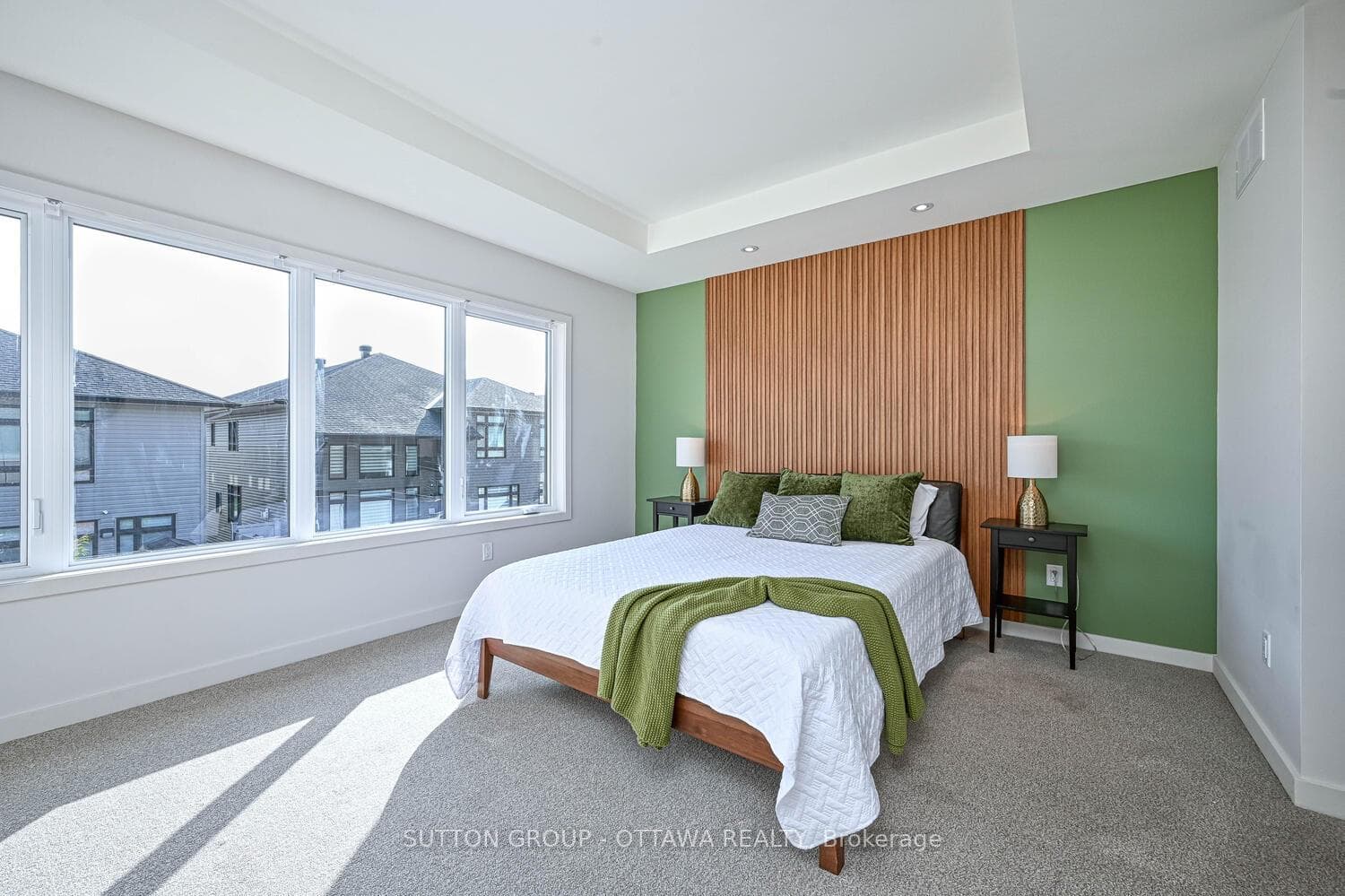 732 Wooler Place photo 20
