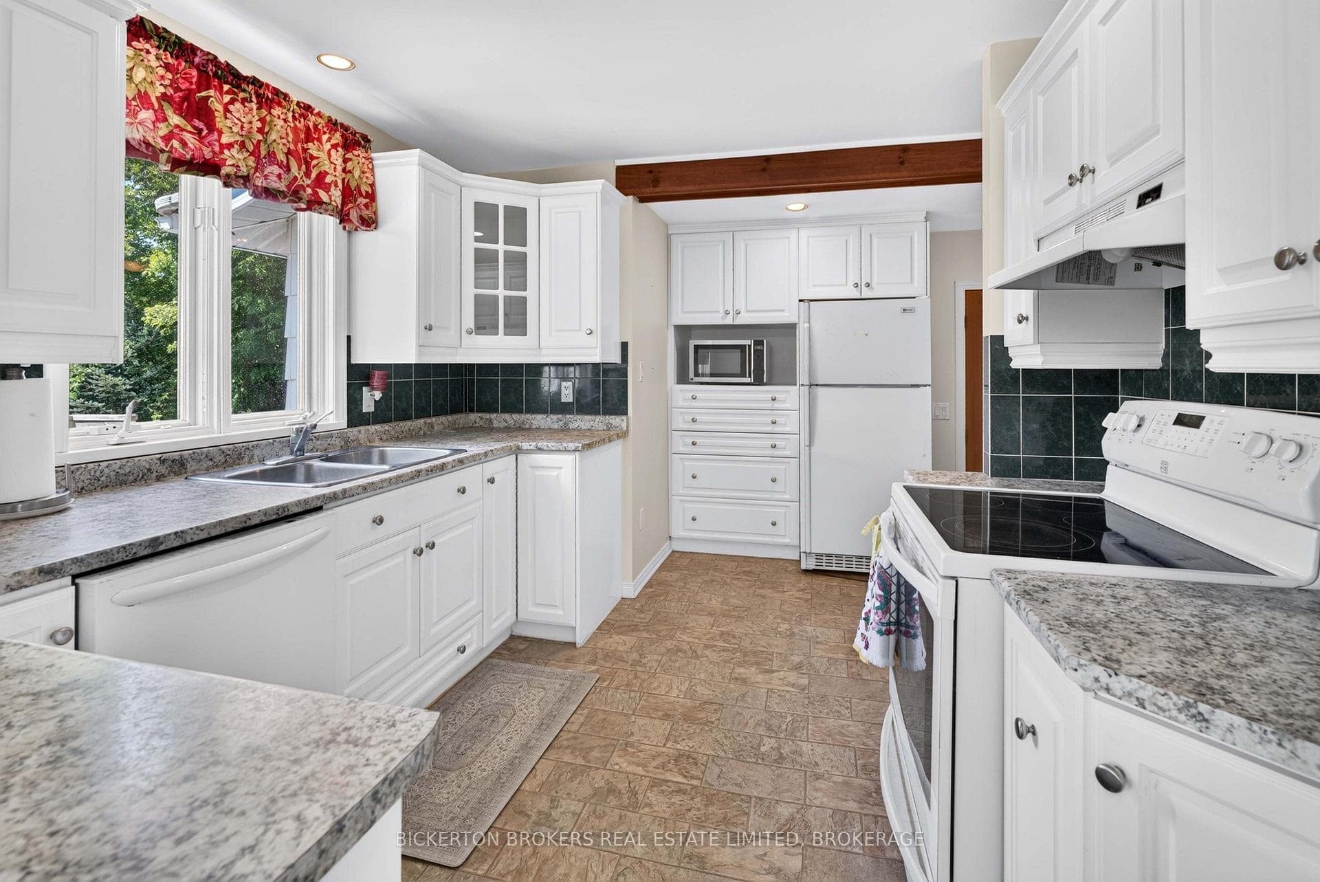 154 Eden Grove Road photo 23