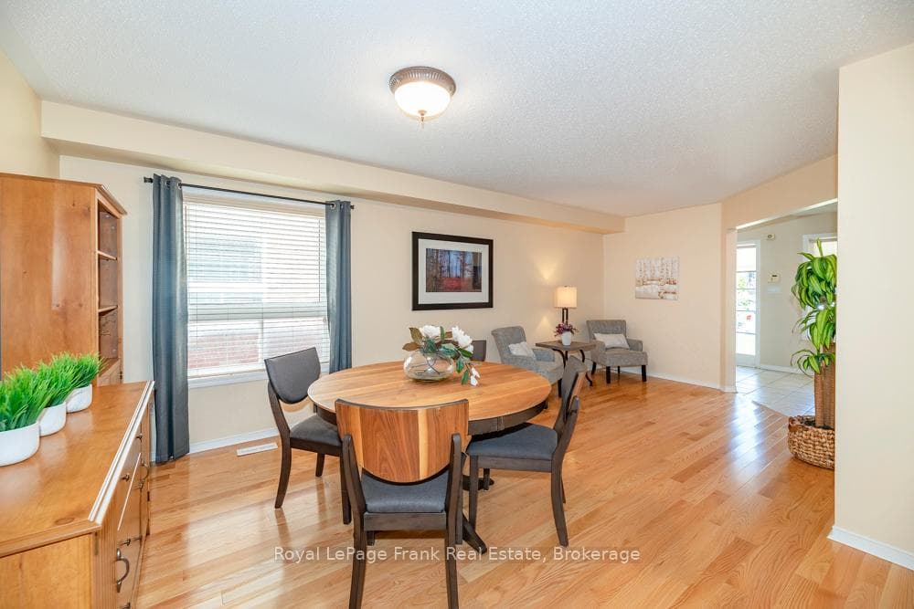 720 Ormond Drive photo 7