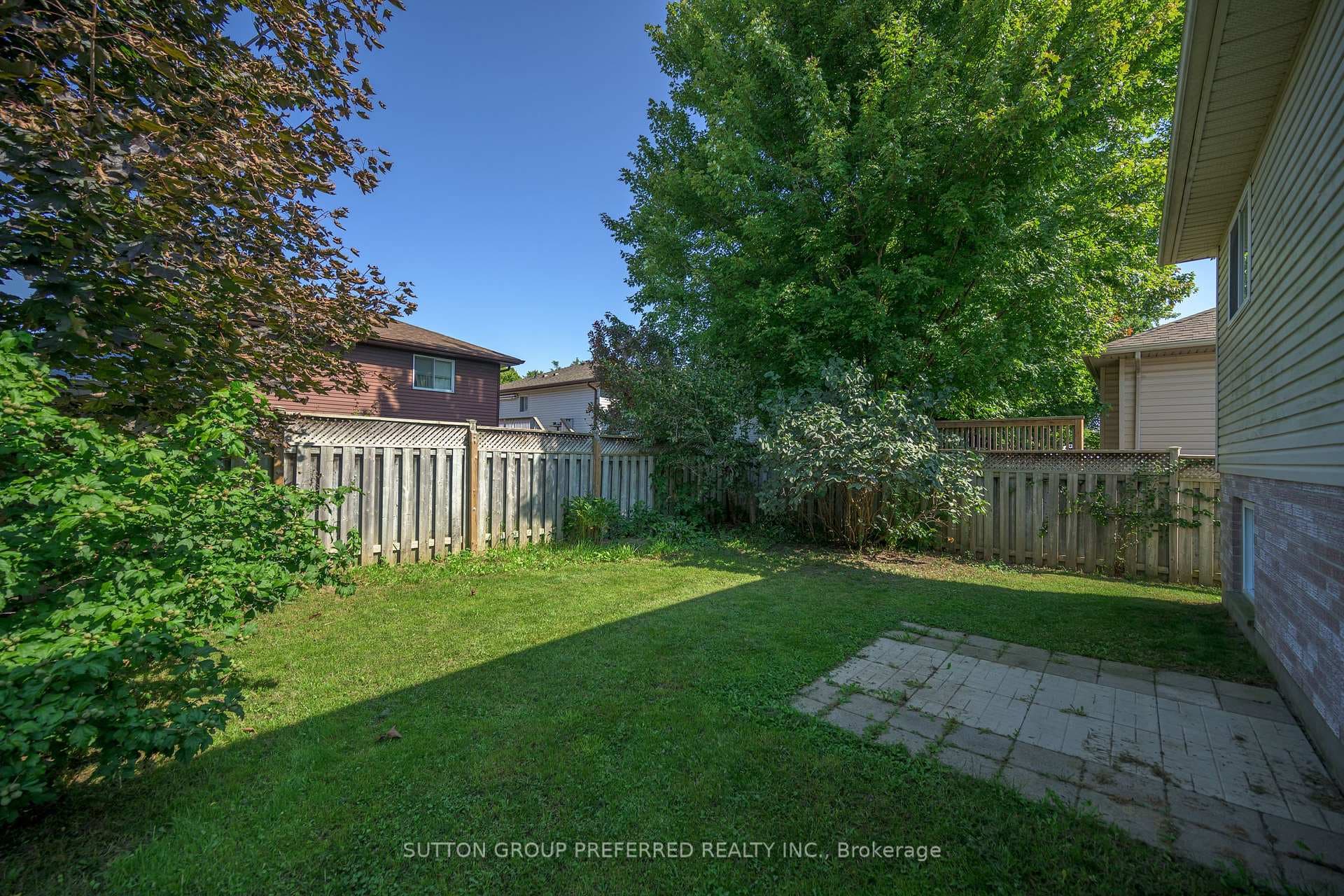 78 Kennedy Place photo 3