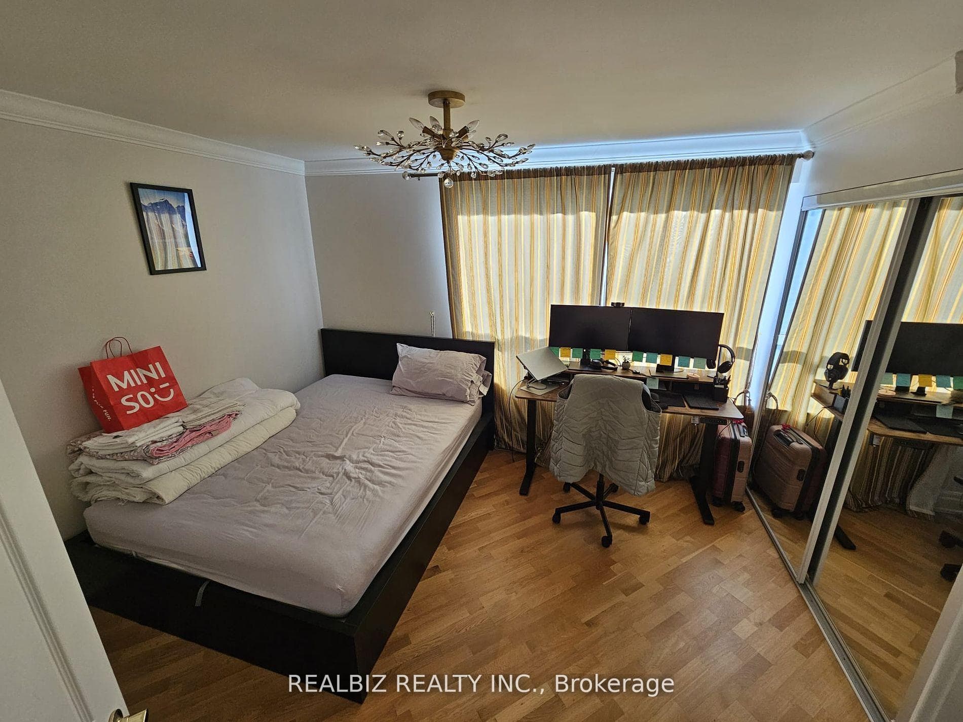 25 Kingsbridge Garden Circle Unit 2221 photo 7
