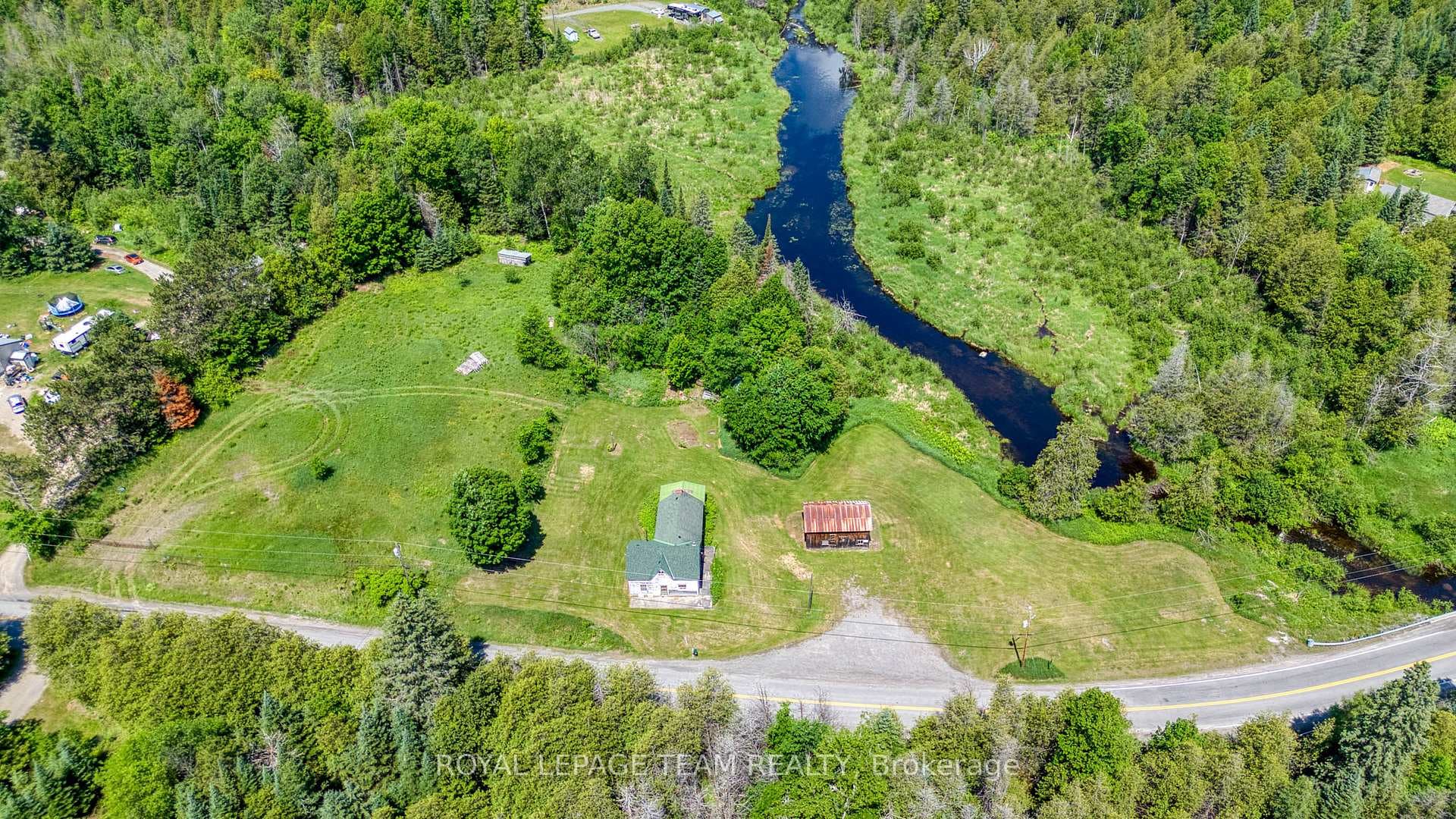 4186 Tatlock Road photo 4