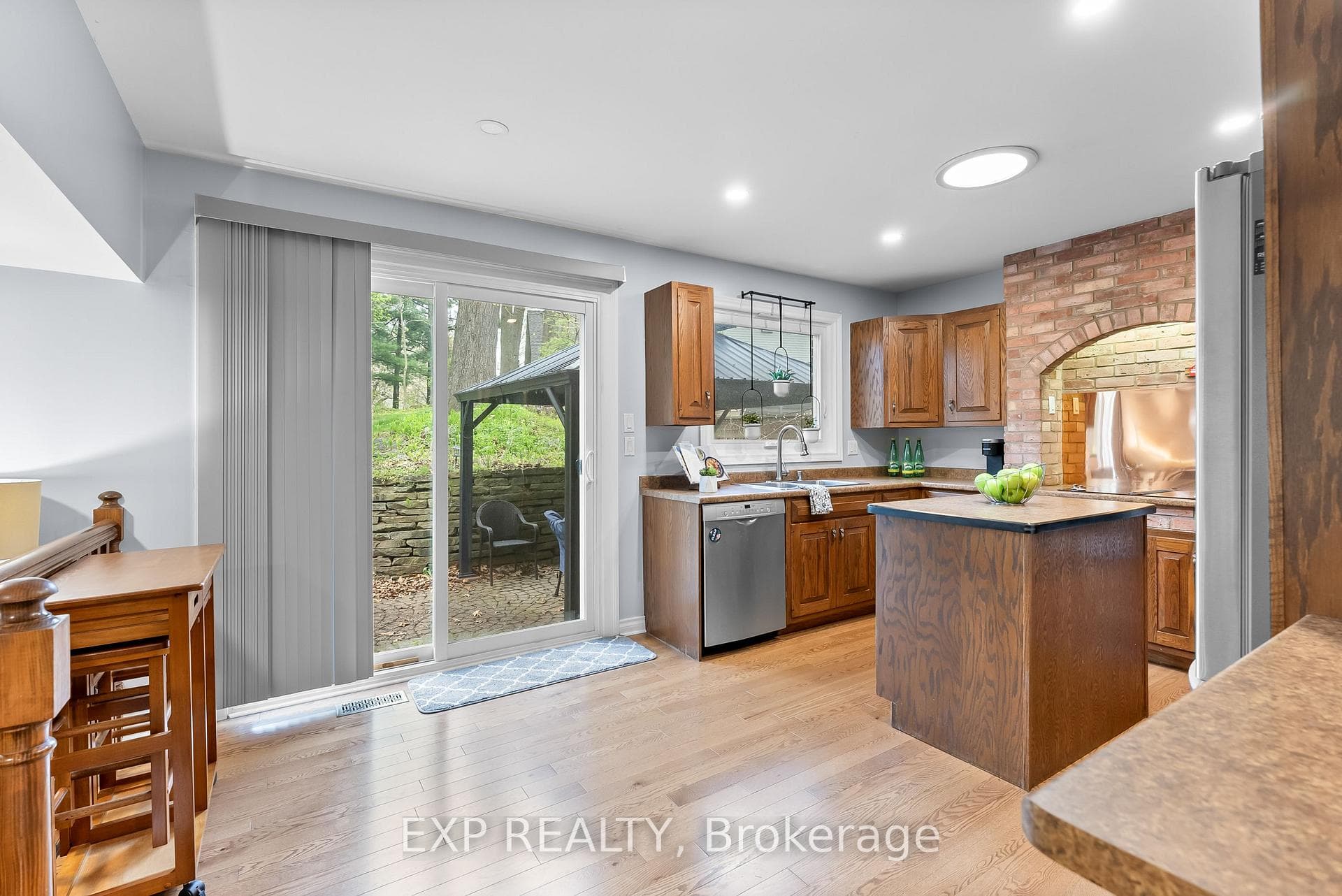 23 Berkwood Place photo 13