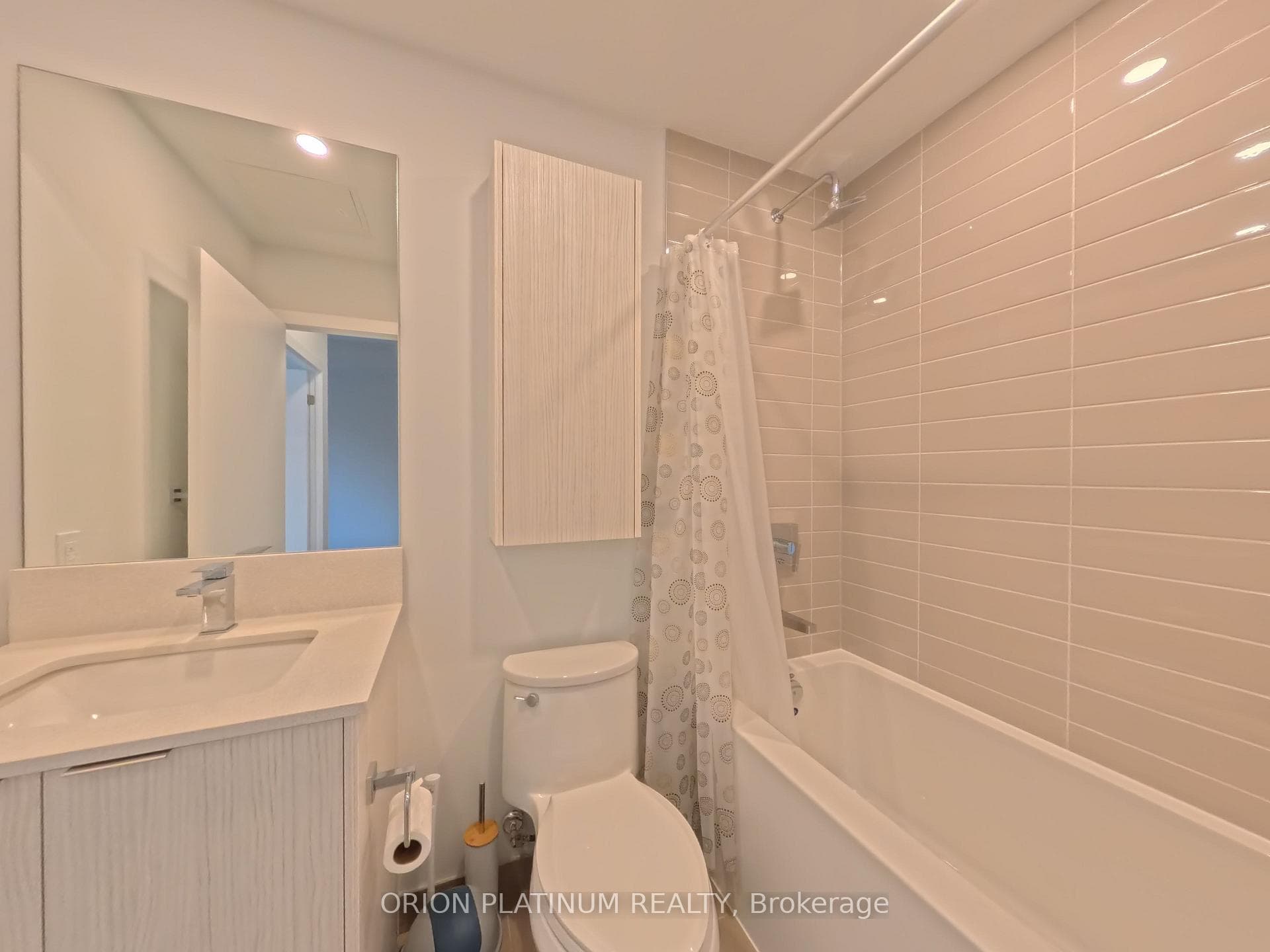 430 Square One Drive Unit 305 photo 9