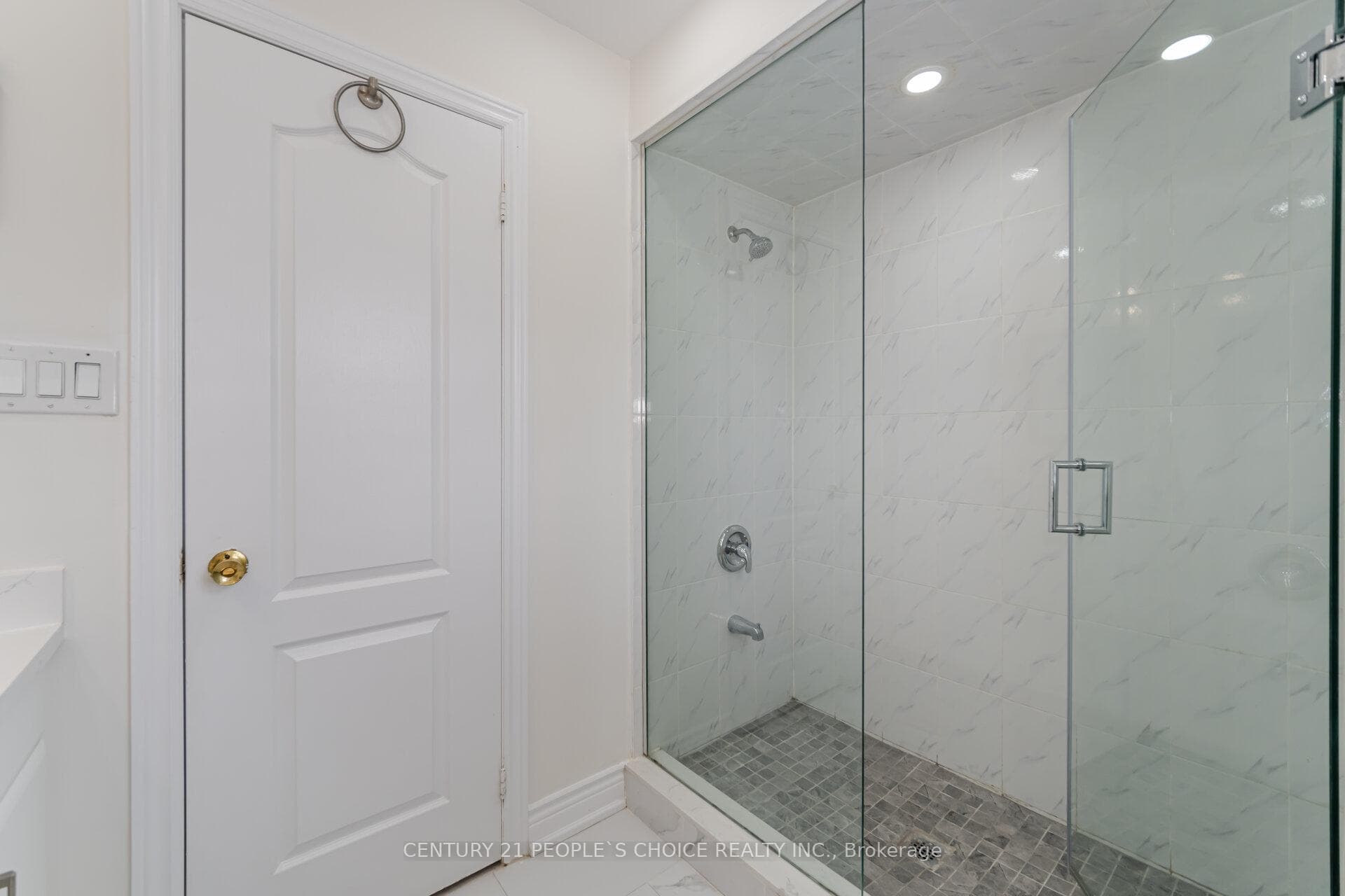 248 Westway Crescent photo 24