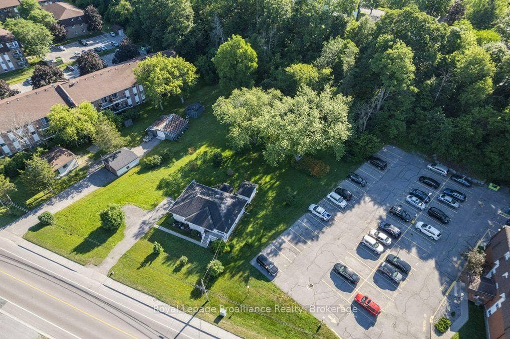 395 Sidney Street photo 31