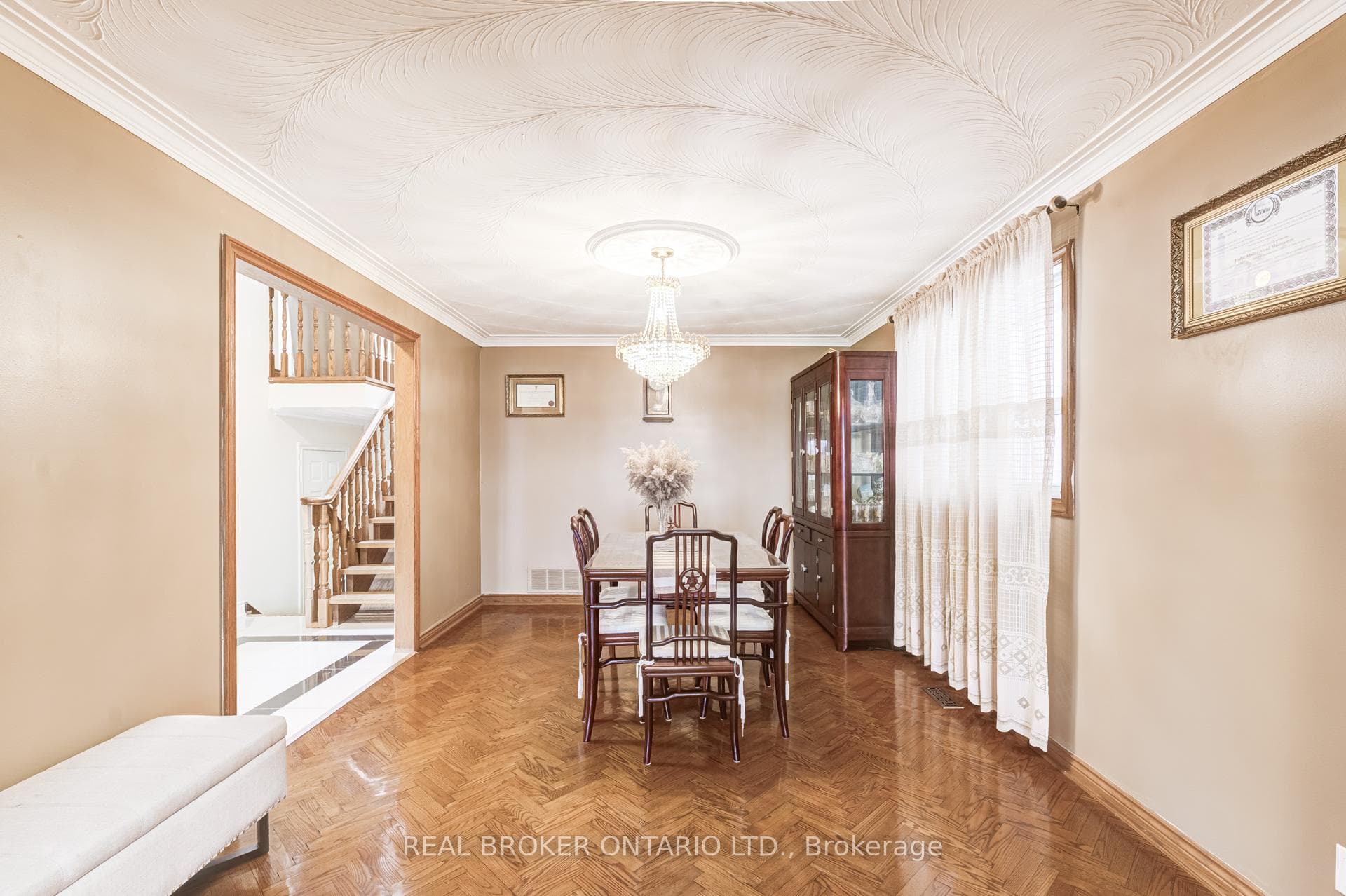 110 Commonwealth Avenue Unit UPPER photo 7
