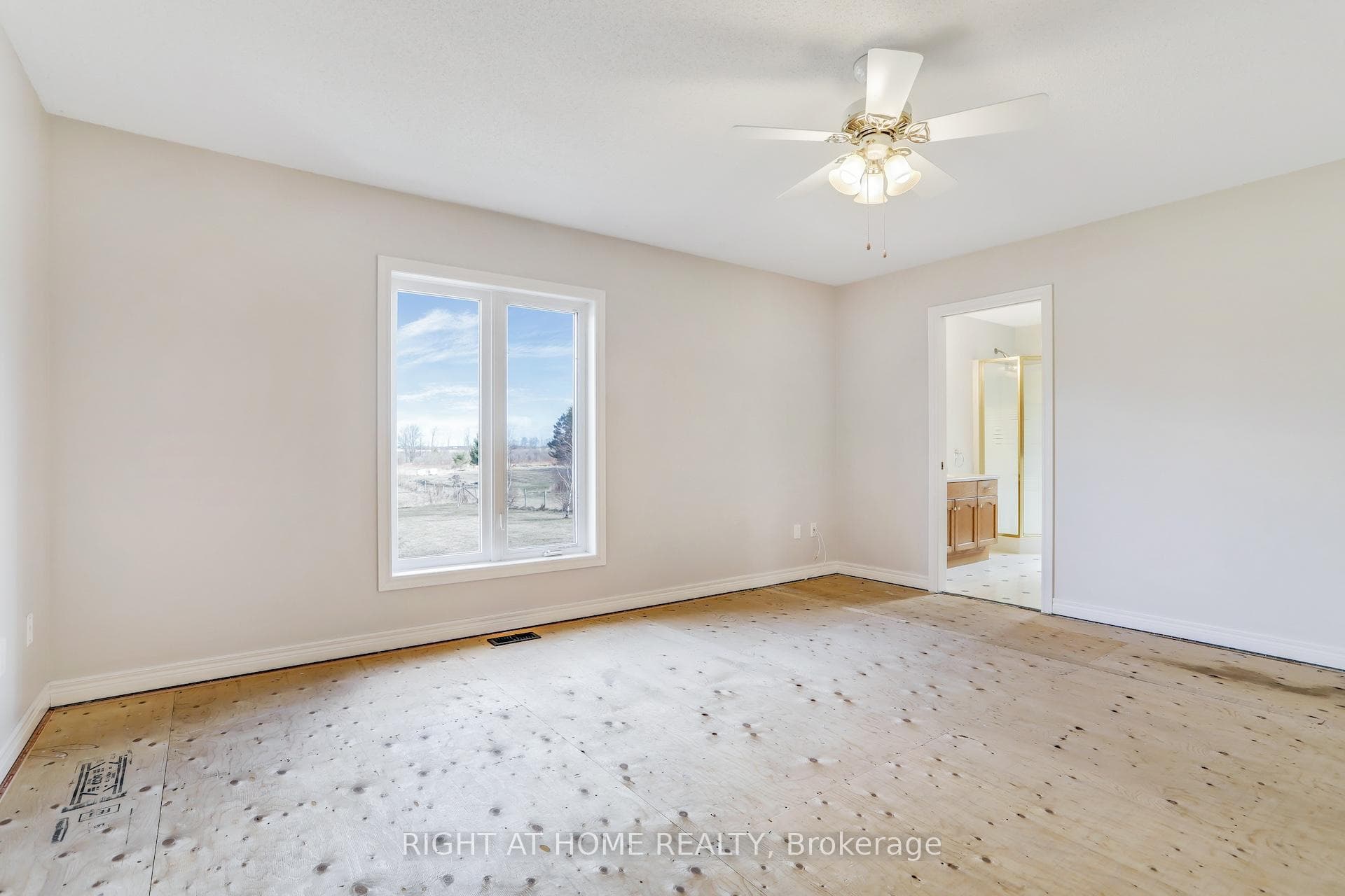 560 Davis Drive photo 27