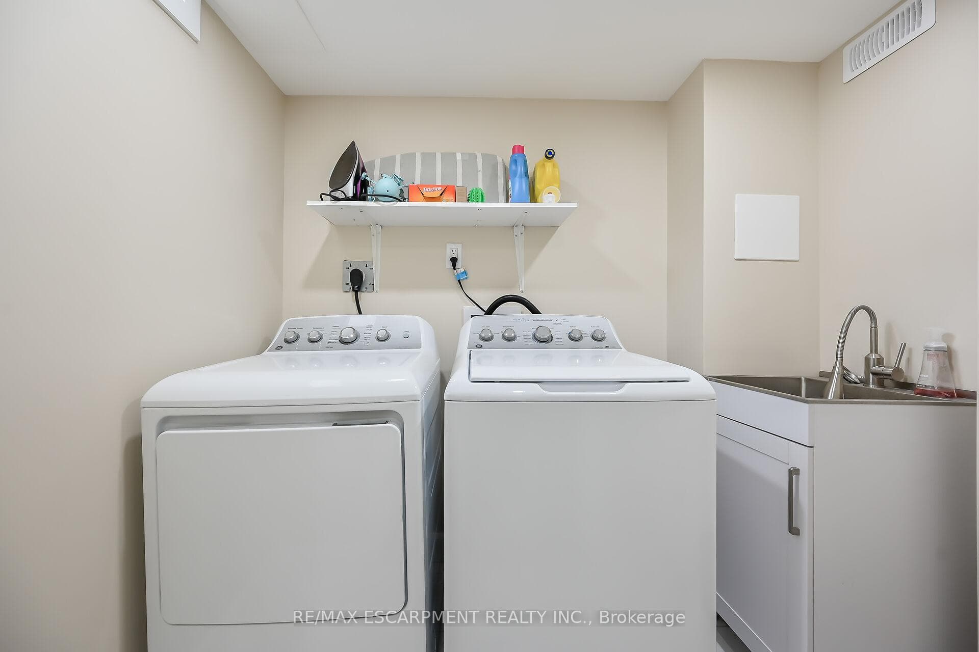 11 Pirie Drive Unit 20 photo 32