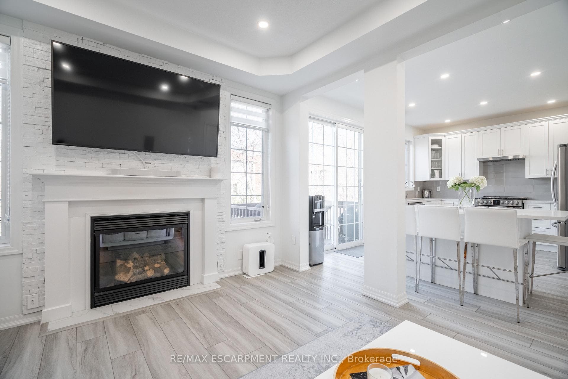 80 Montreal Circle photo 15