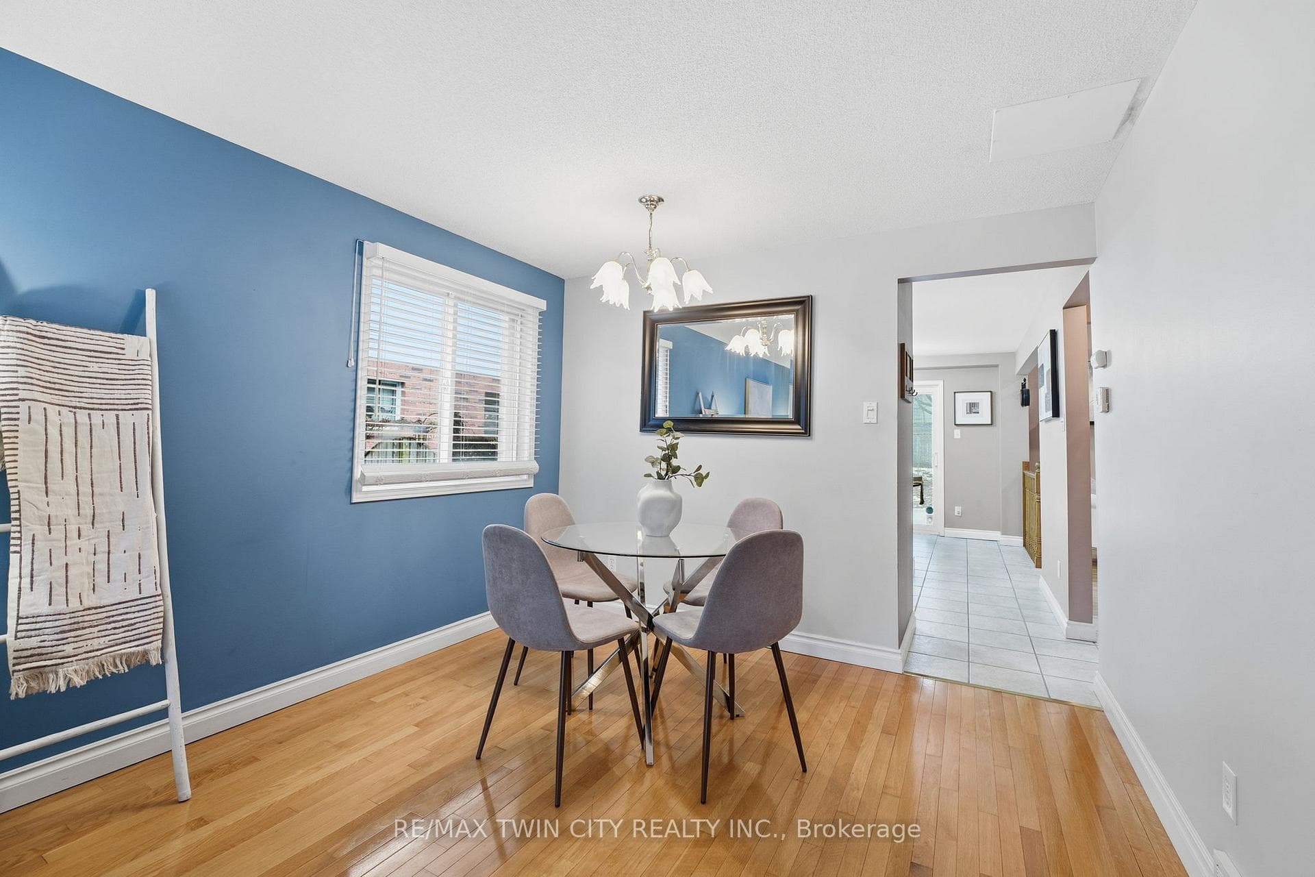 68 Fairlake Drive photo 10